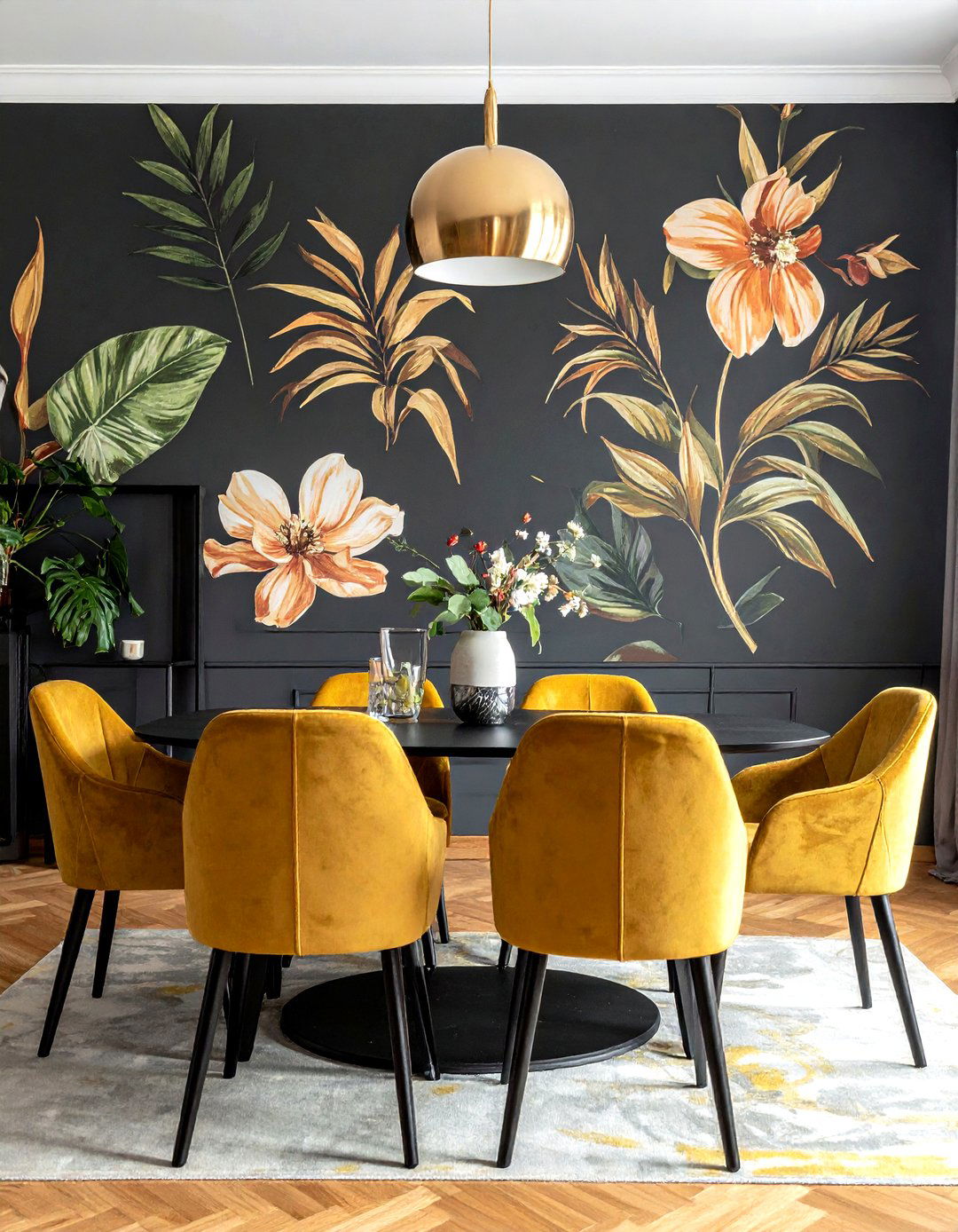 Statement wallpaper dining room - 30 Tribeca dining room ideas