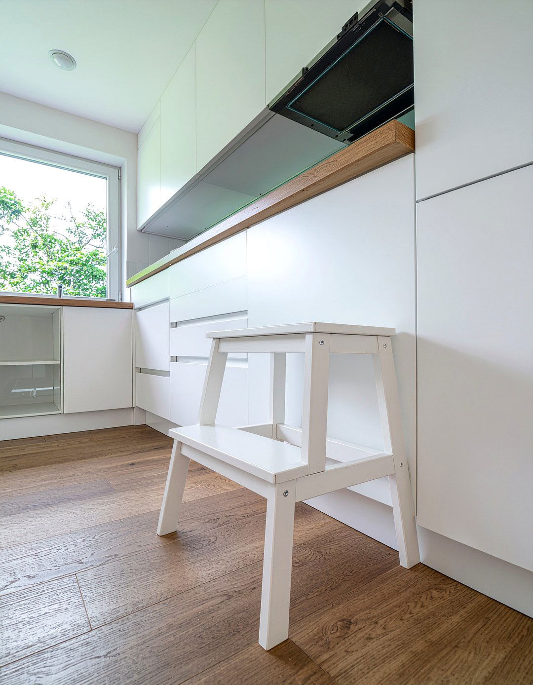 Step Stool Kitchen - 30 pantry organization kitchen ideas