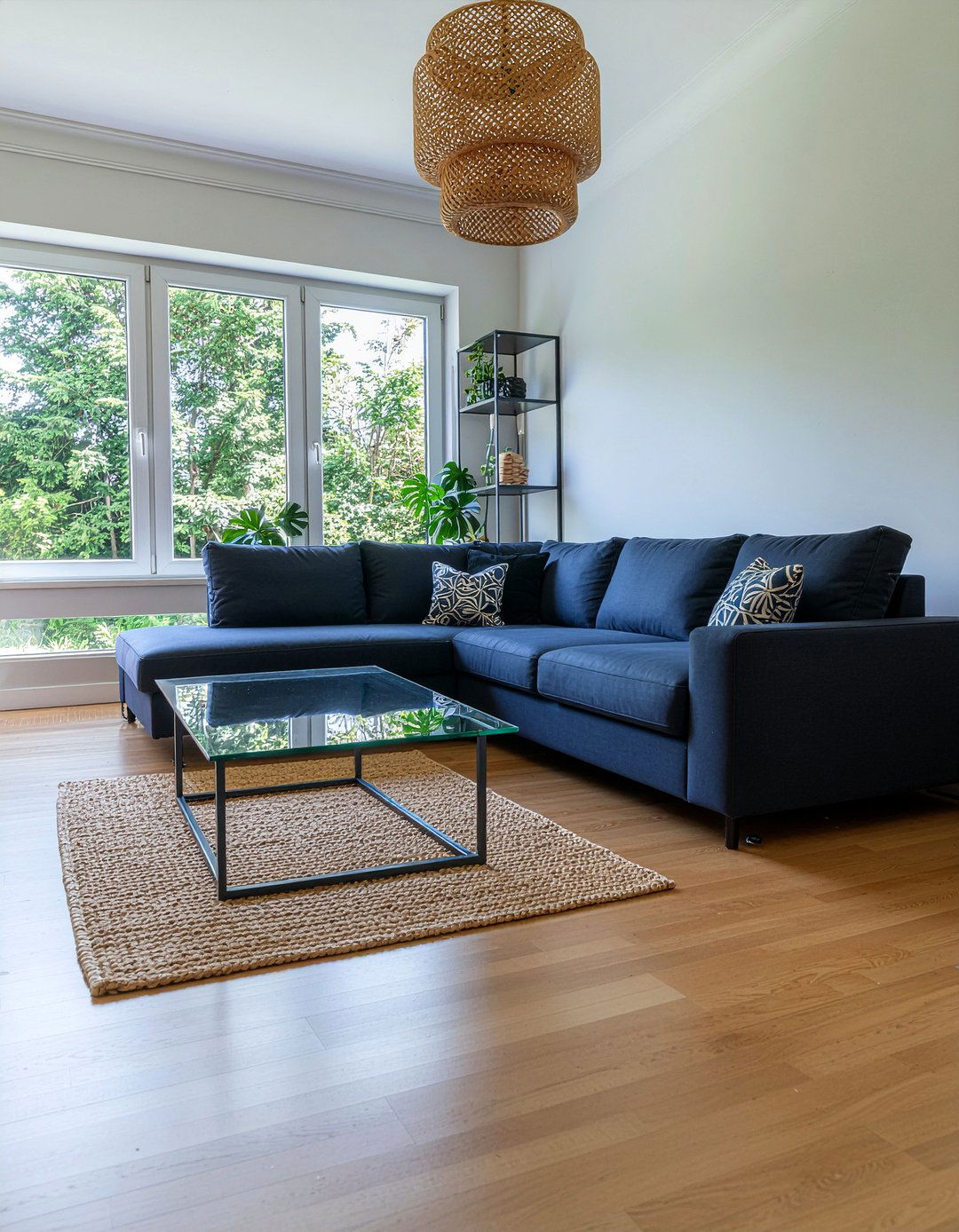 Strand woven bamboo flooring - 30 living room bamboo flooring ideas