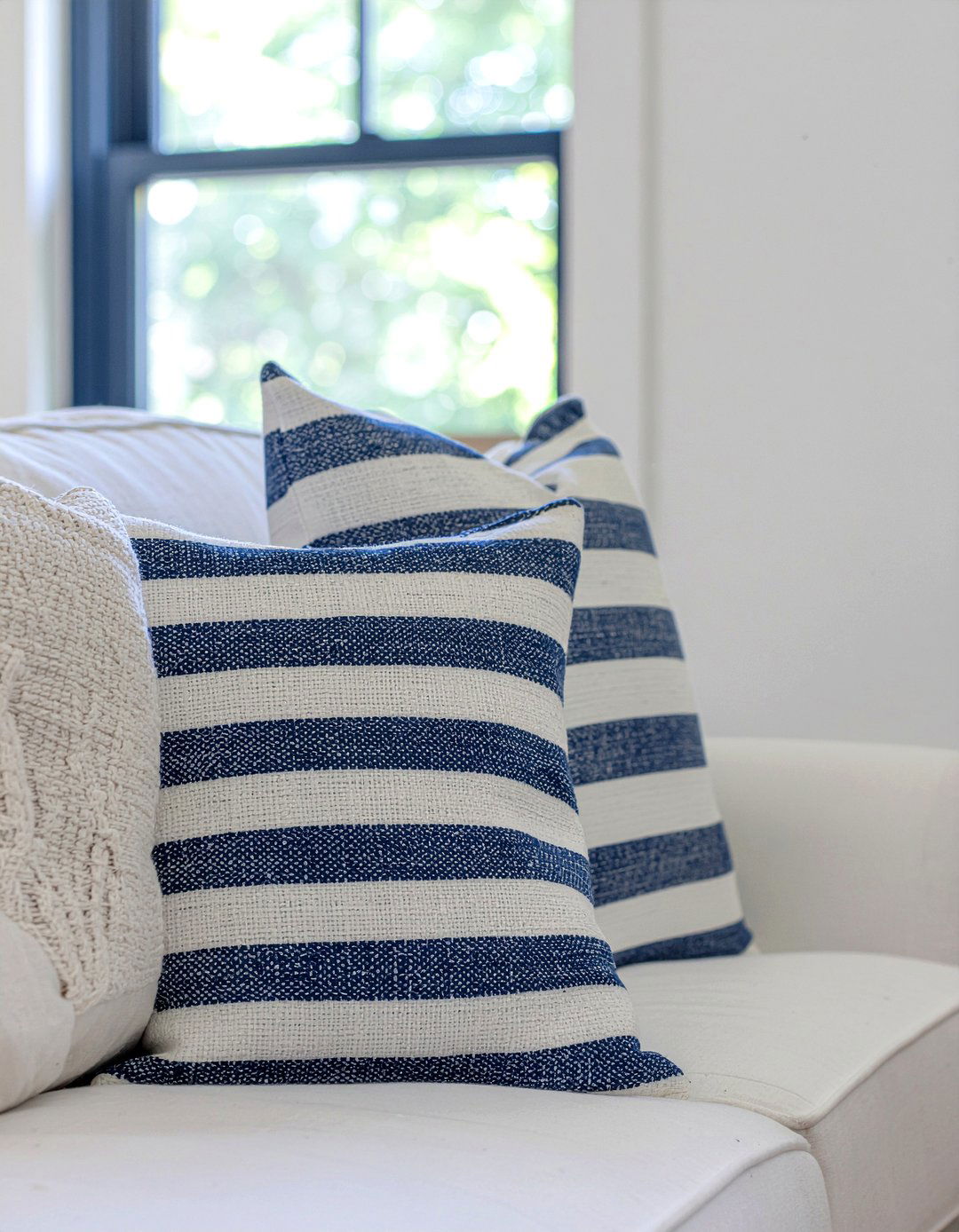 Striped cotton pillow - 30 bedroom decorative pillows