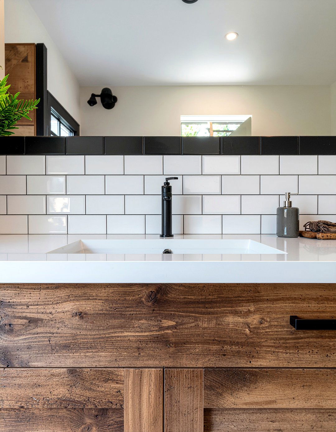 Subway Tile Backsplash - 30 bathroom character ideas
