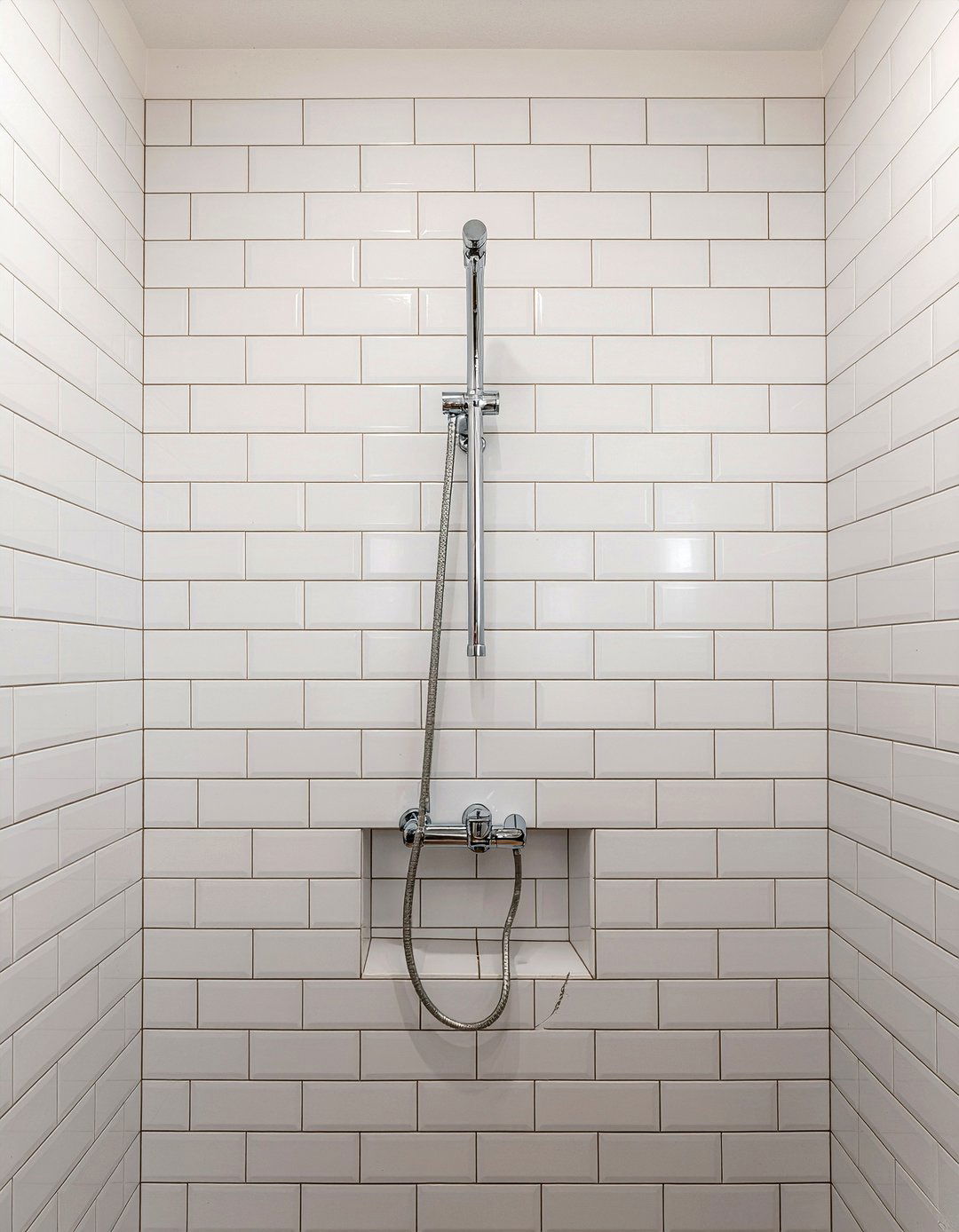 Subway Tile Backsplash - 30 bathroom period style ideas