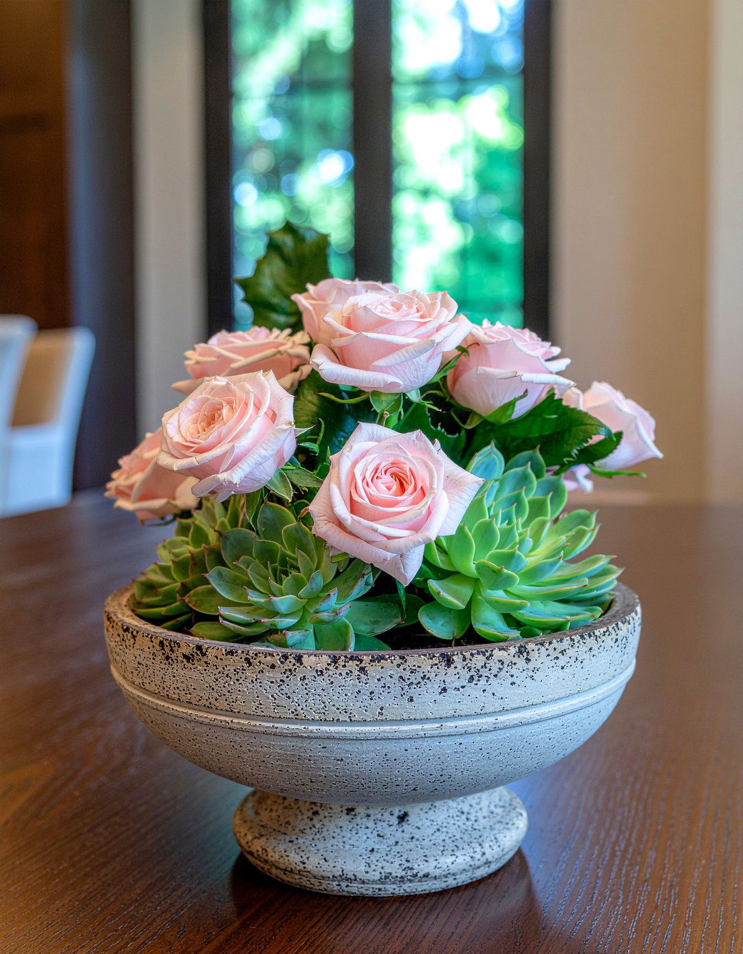 Succulent and flower centerpiece - 30 floral centerpiece dining ideas