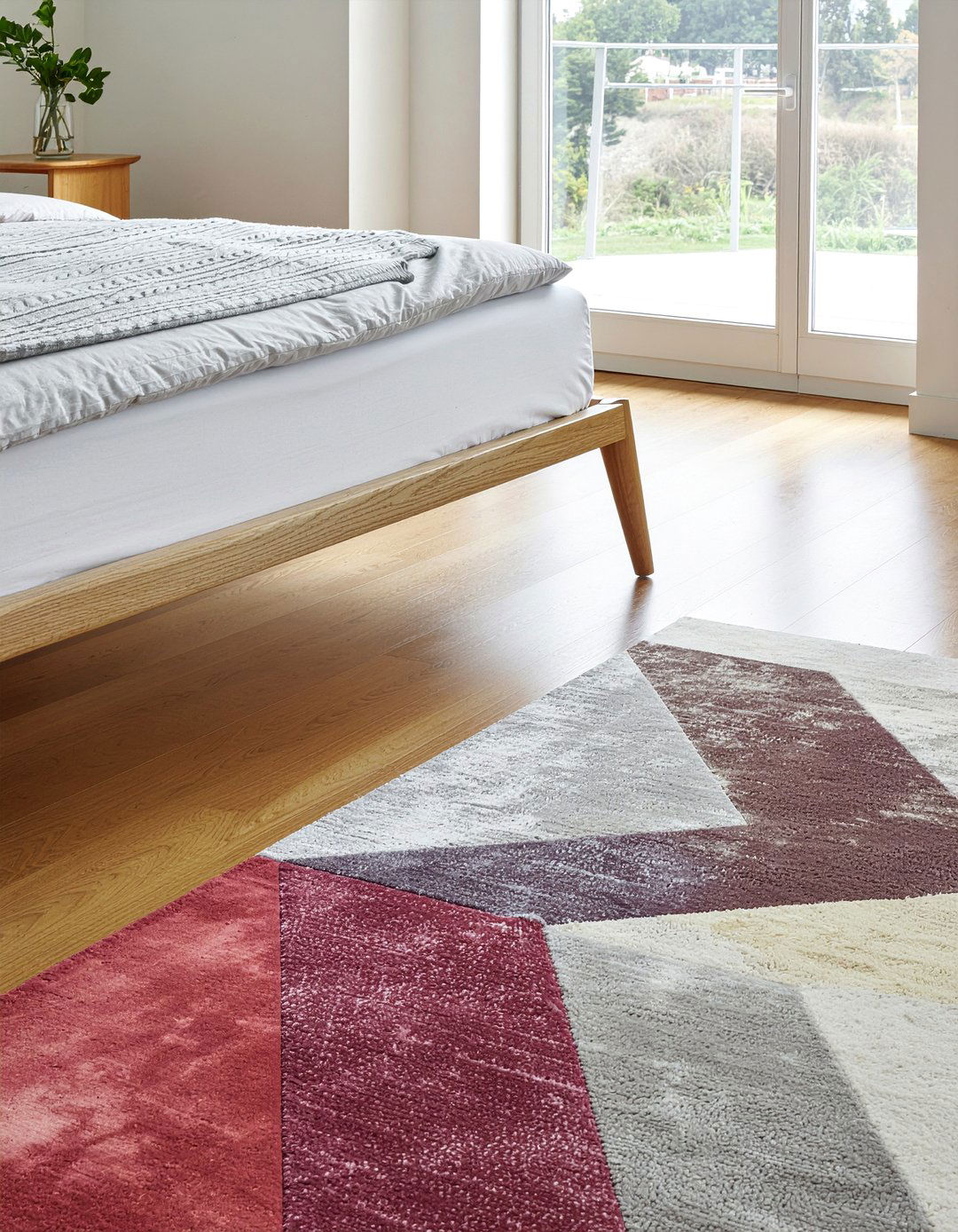 Suede rug - 30 suede bedroom ideas
