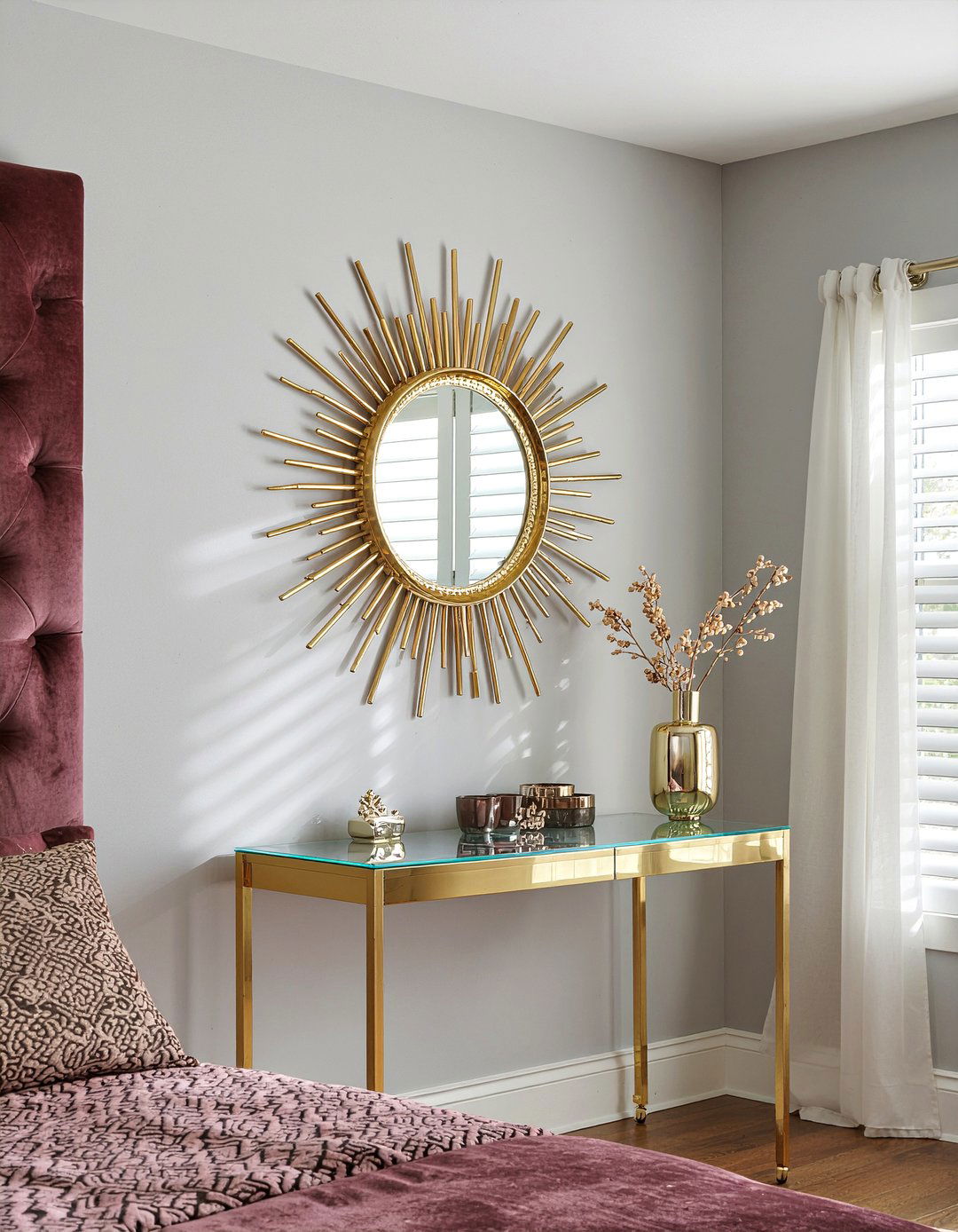 Sunburst Gold Round Mirror - 30 bedroom round mirrors