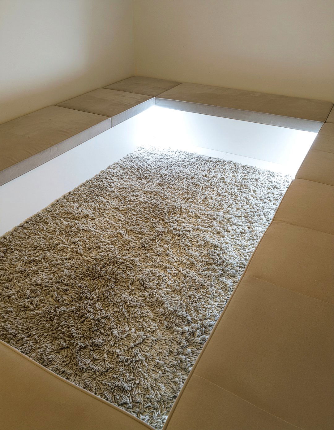 Sunken living room floor plan - 30 oddly shaped living room ideas