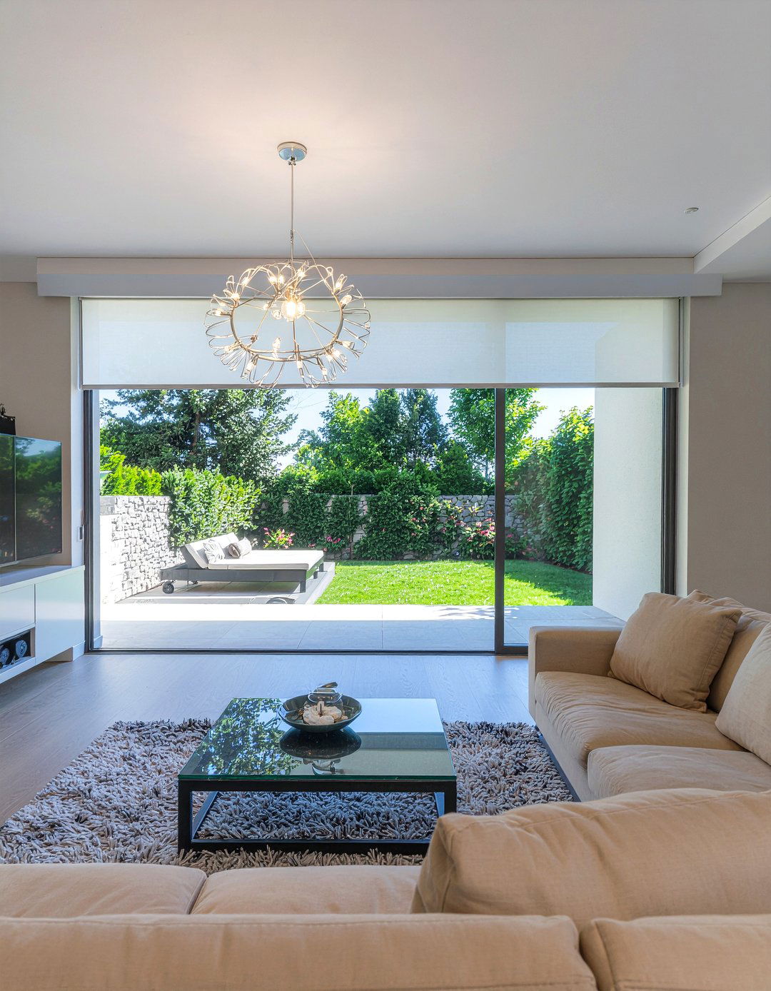 Switchable Smart Glass - 30 living room privacy glass ideas