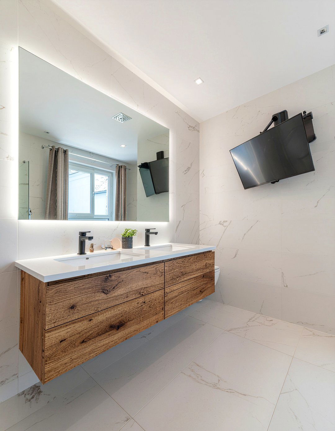 Swivel Wall Mount TV - 30 bathroom TV ideas