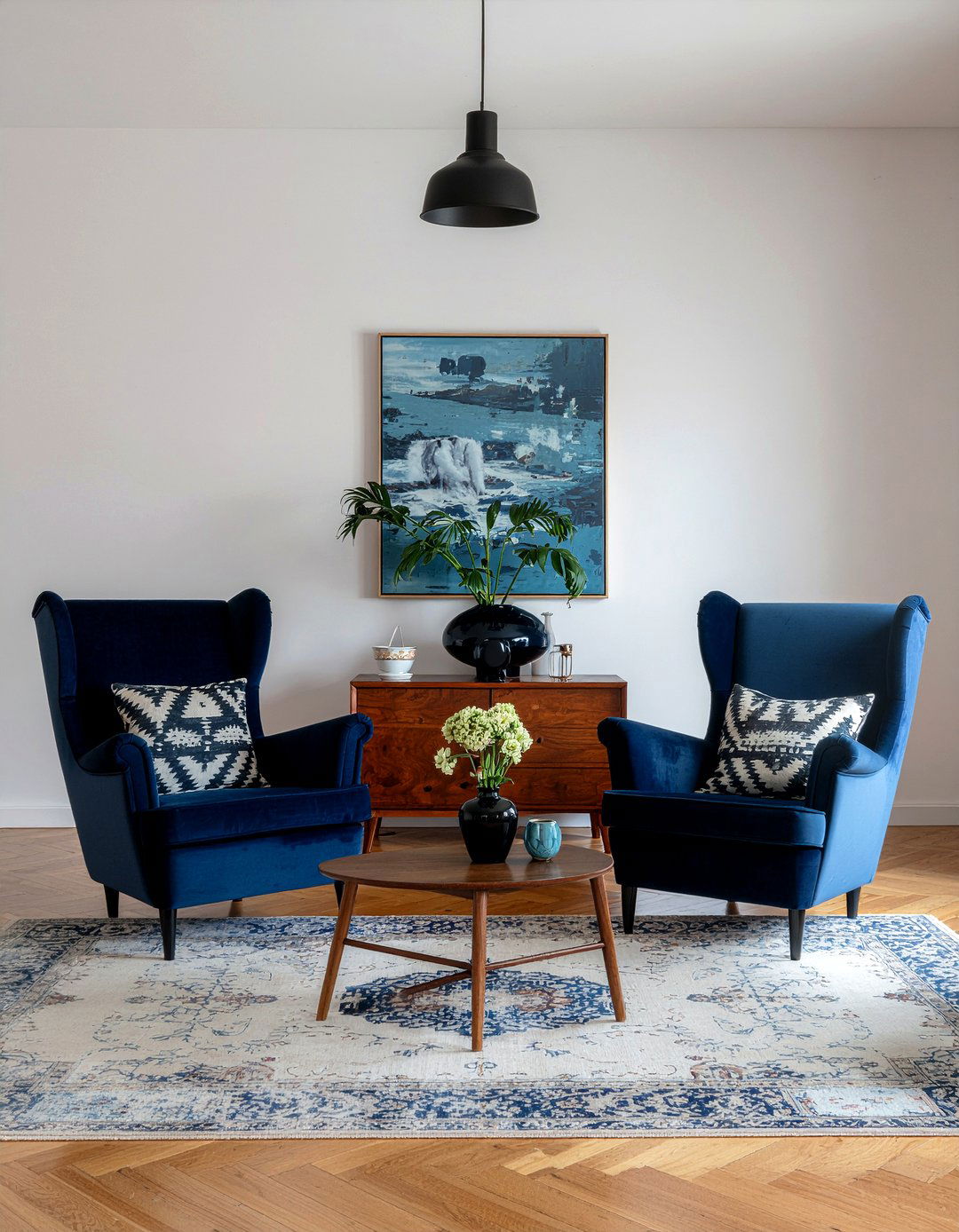 Symmetrical Furniture Placement - 30 narrow living room ideas