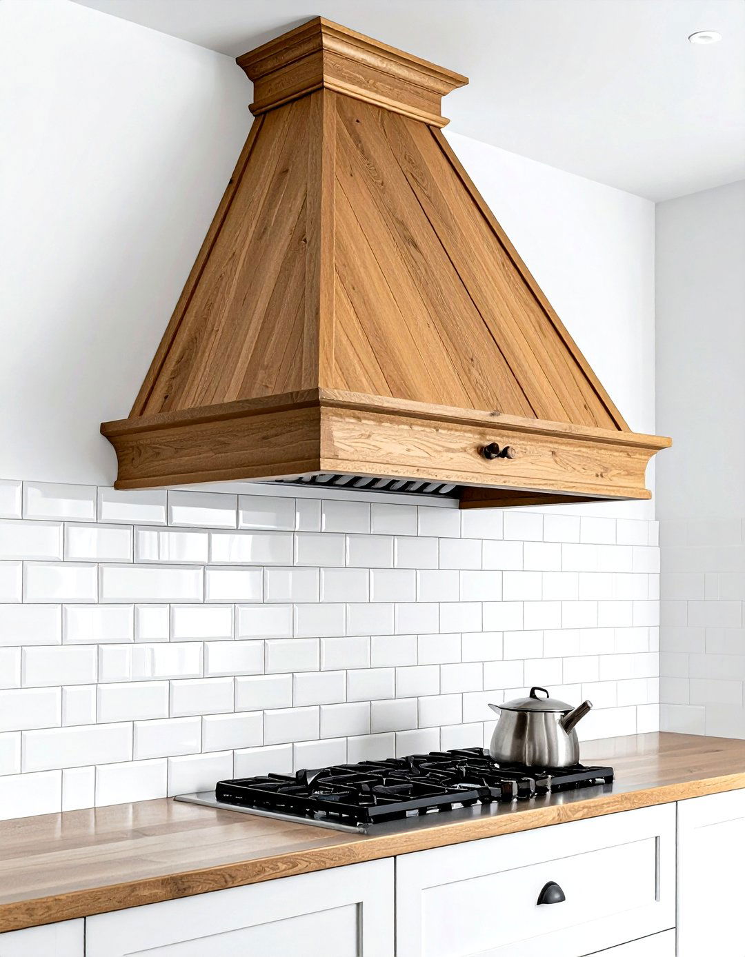 Tapered Wood Hood - 30 kitchen hood ideas