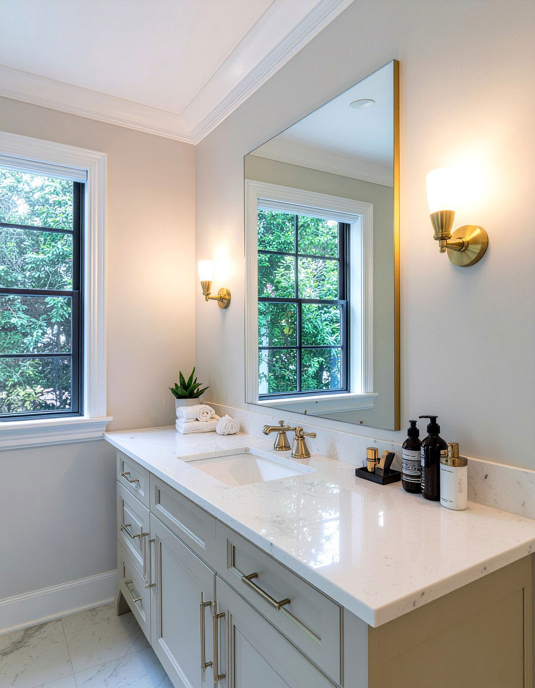Task lighting - 30 bathroom design principles
