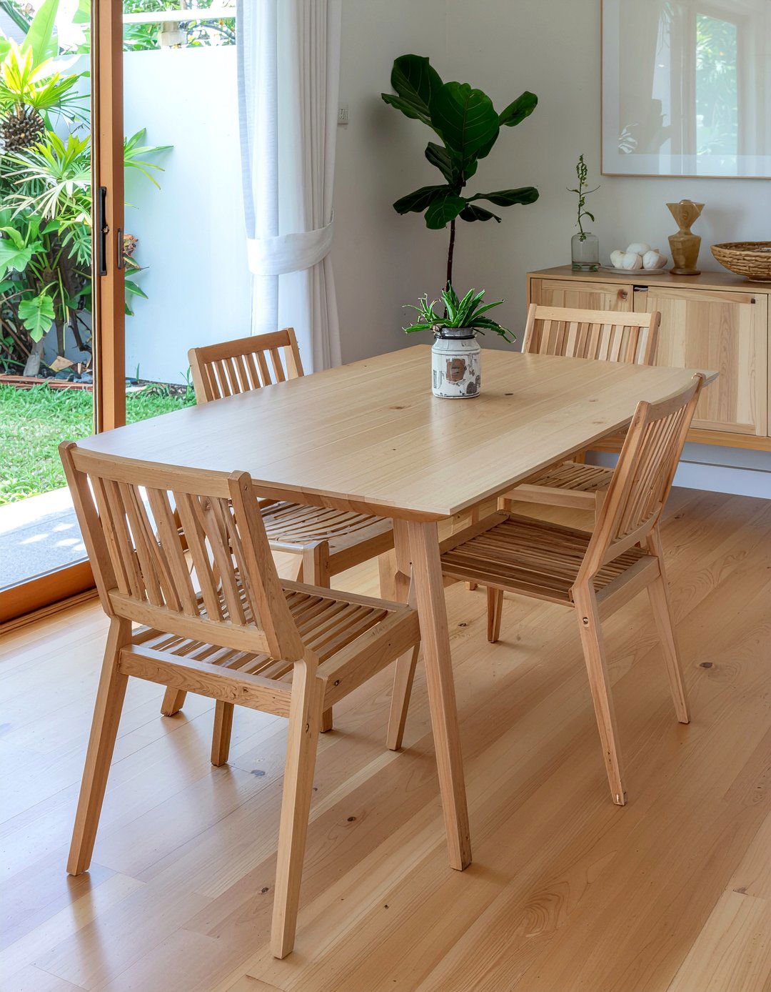Teak dining room furniture - 30 durable dining room ideas