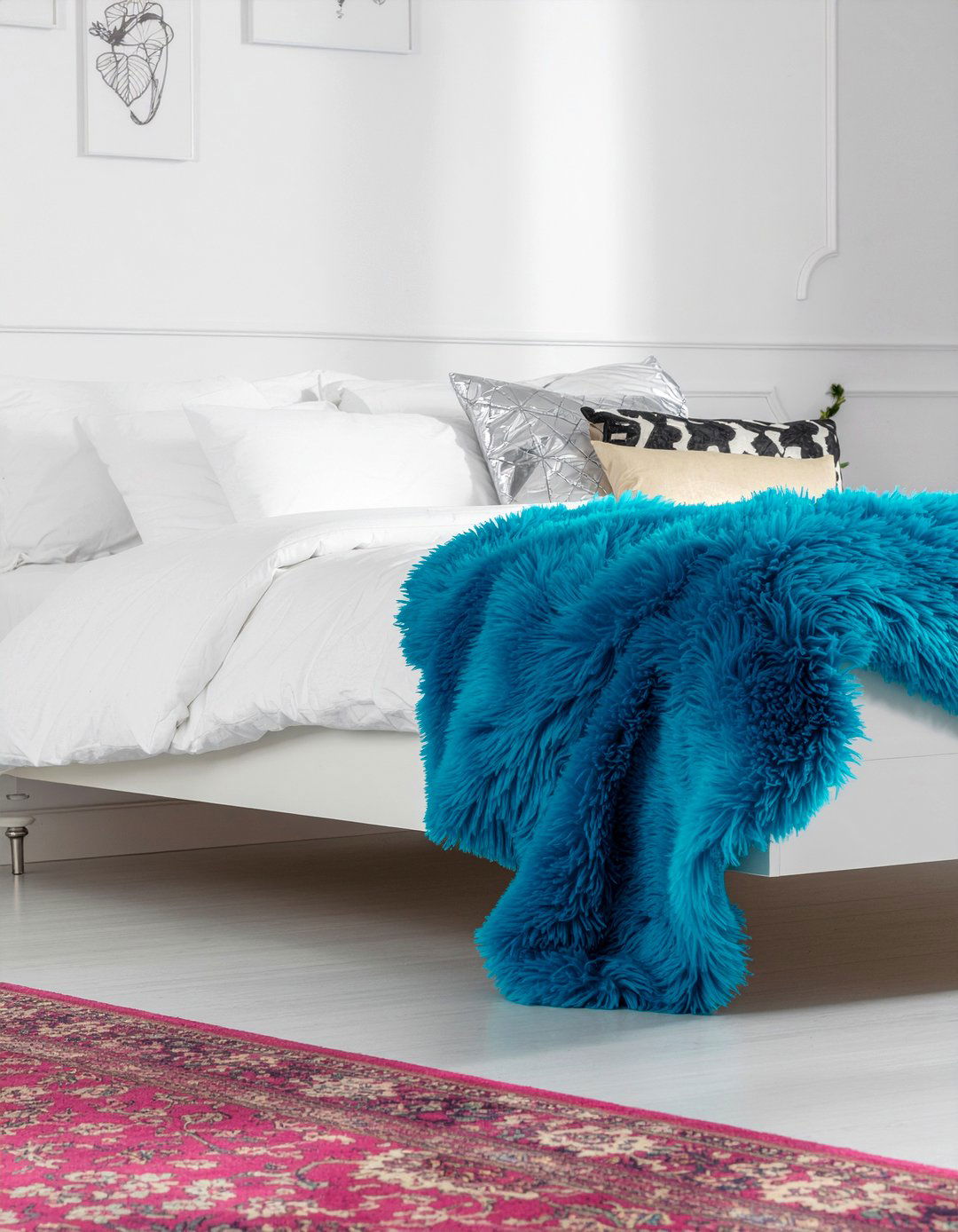 Teal Blue Faux Fur Throw - 30 bedroom faux fur throws