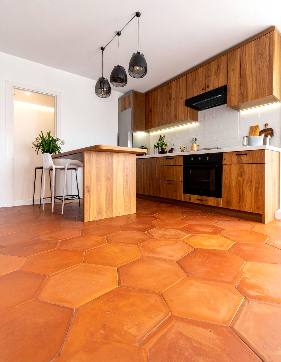 Terracotta Floor Tiles - 30 warm modern kitchen ideas