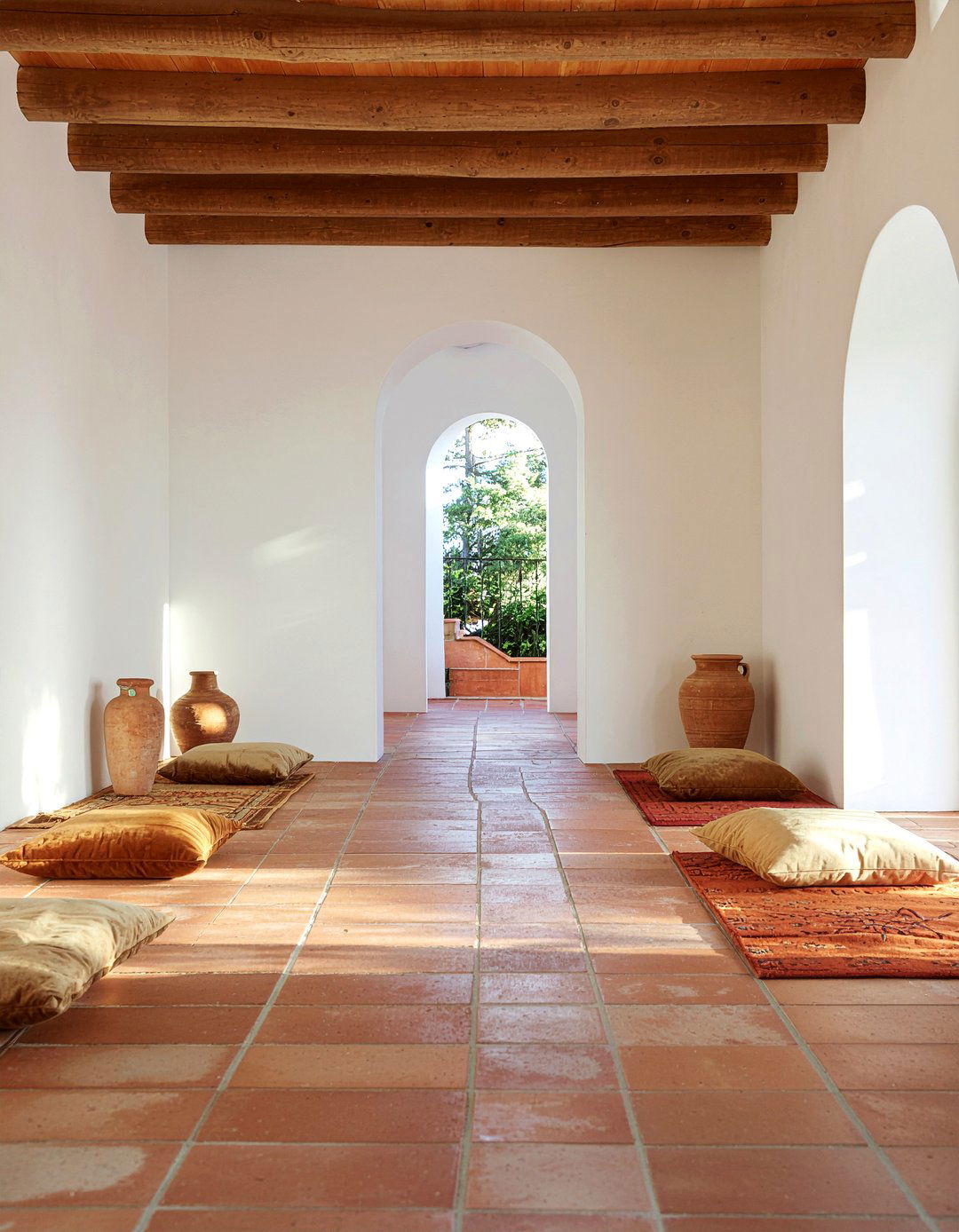 Terracotta Living Room - 30 nature themed living room ideas