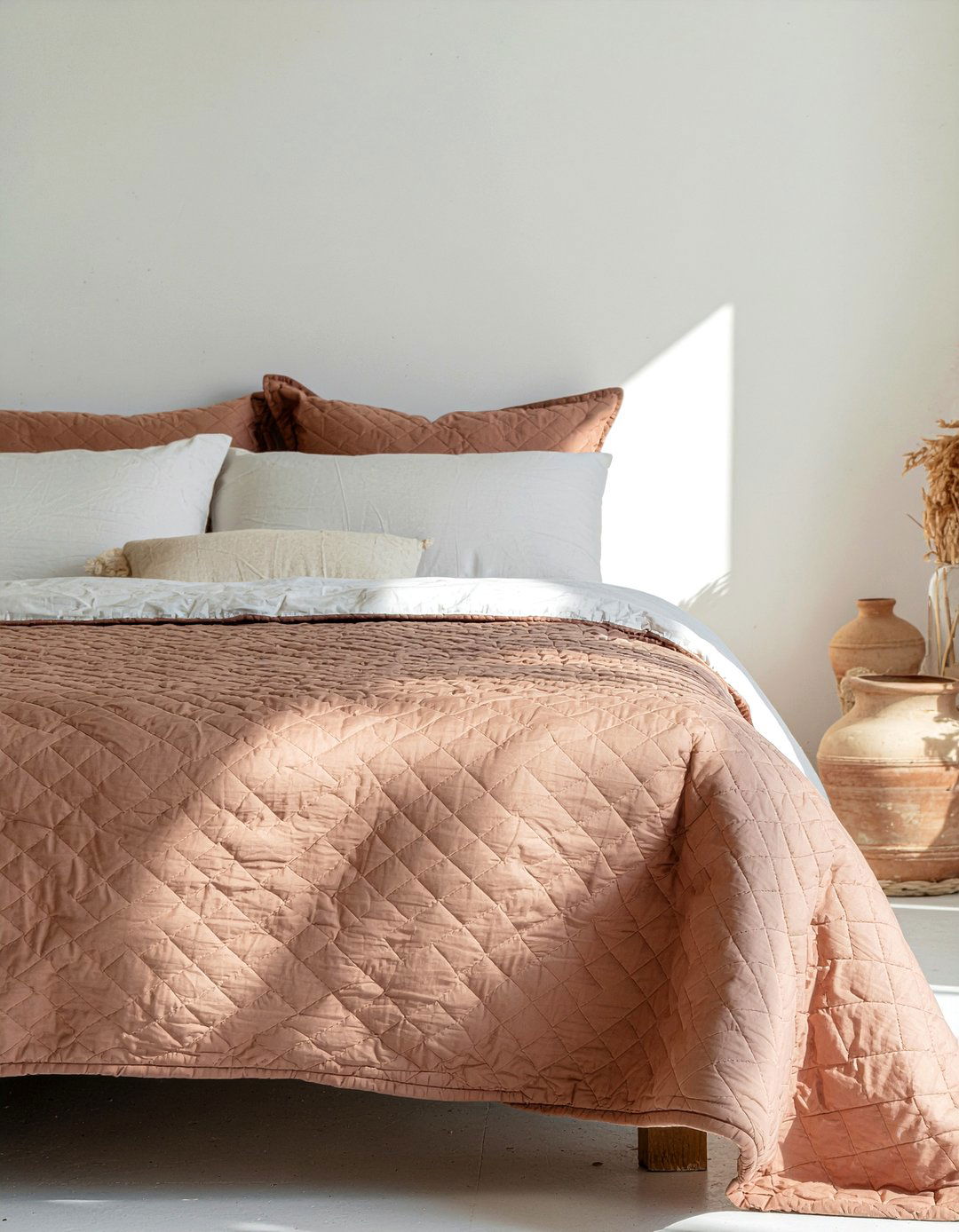 Terracotta Quilted Bedspread - 30 quilted bedroom ideas