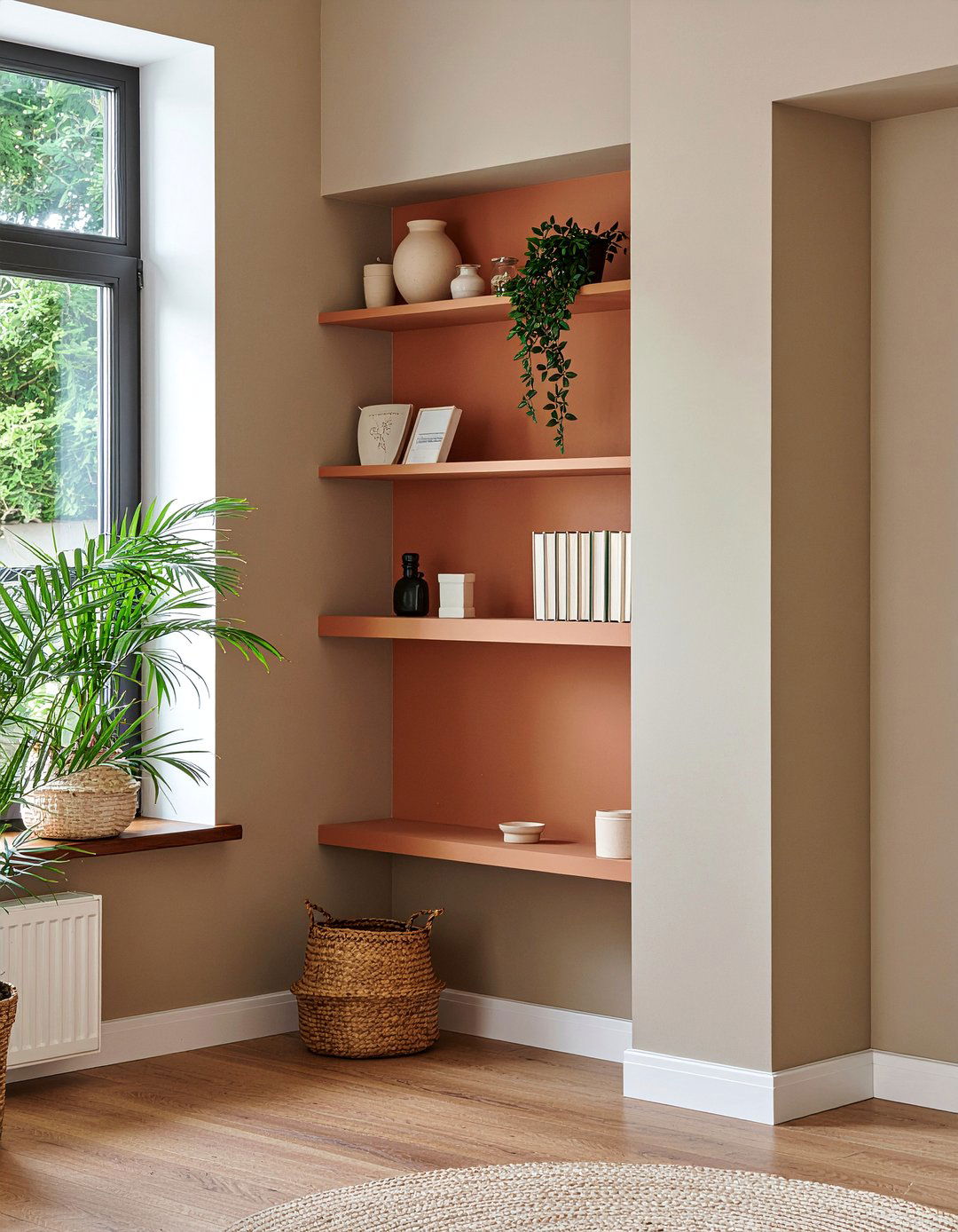 Terracotta shelving unit - 30 terracotta living room ideas