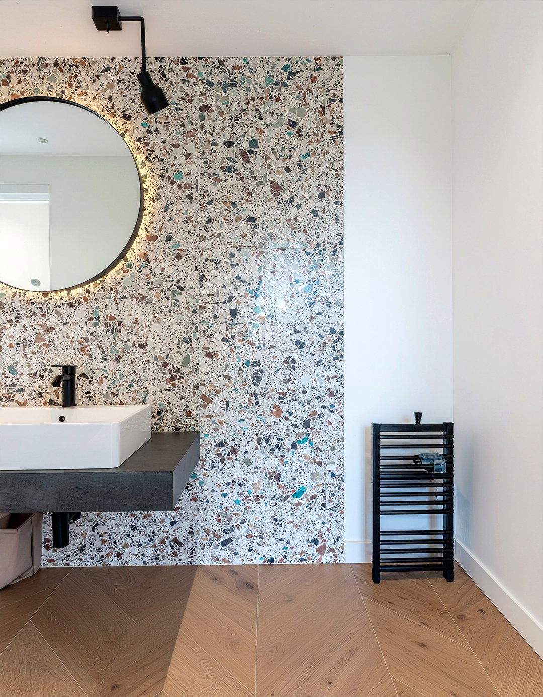 Terrazzo bathroom wall - 30 bathroom textured wall ideas