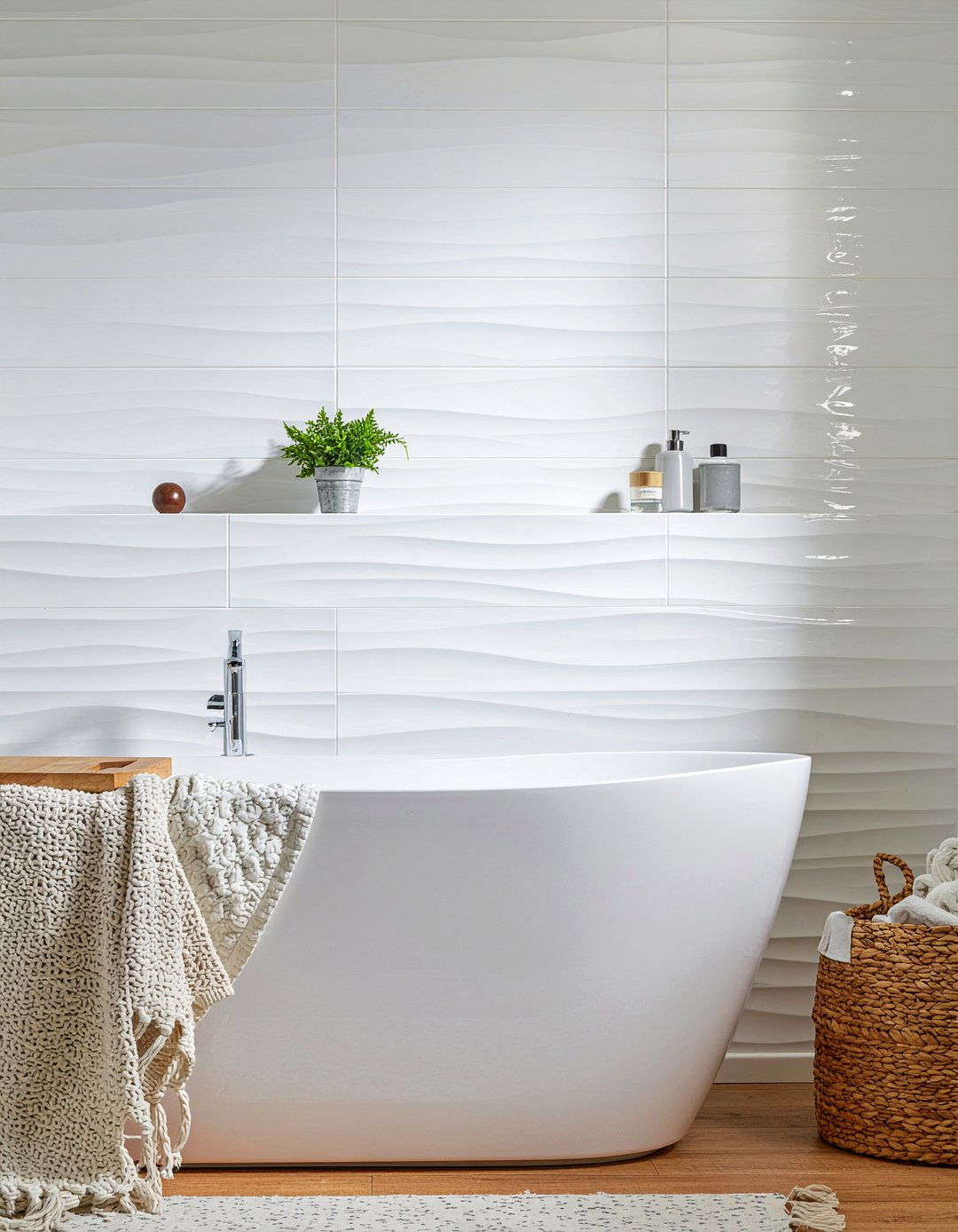 Textured Large Subway Tile Wall - 30 large subway tile bathroom ideas