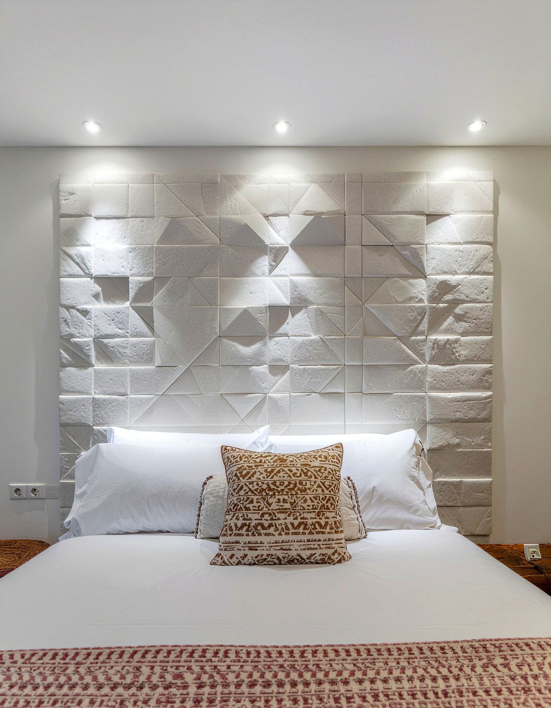 Textured Wall Recessed Lighting Bedroom - 30 bedroom recessed lighting ideas