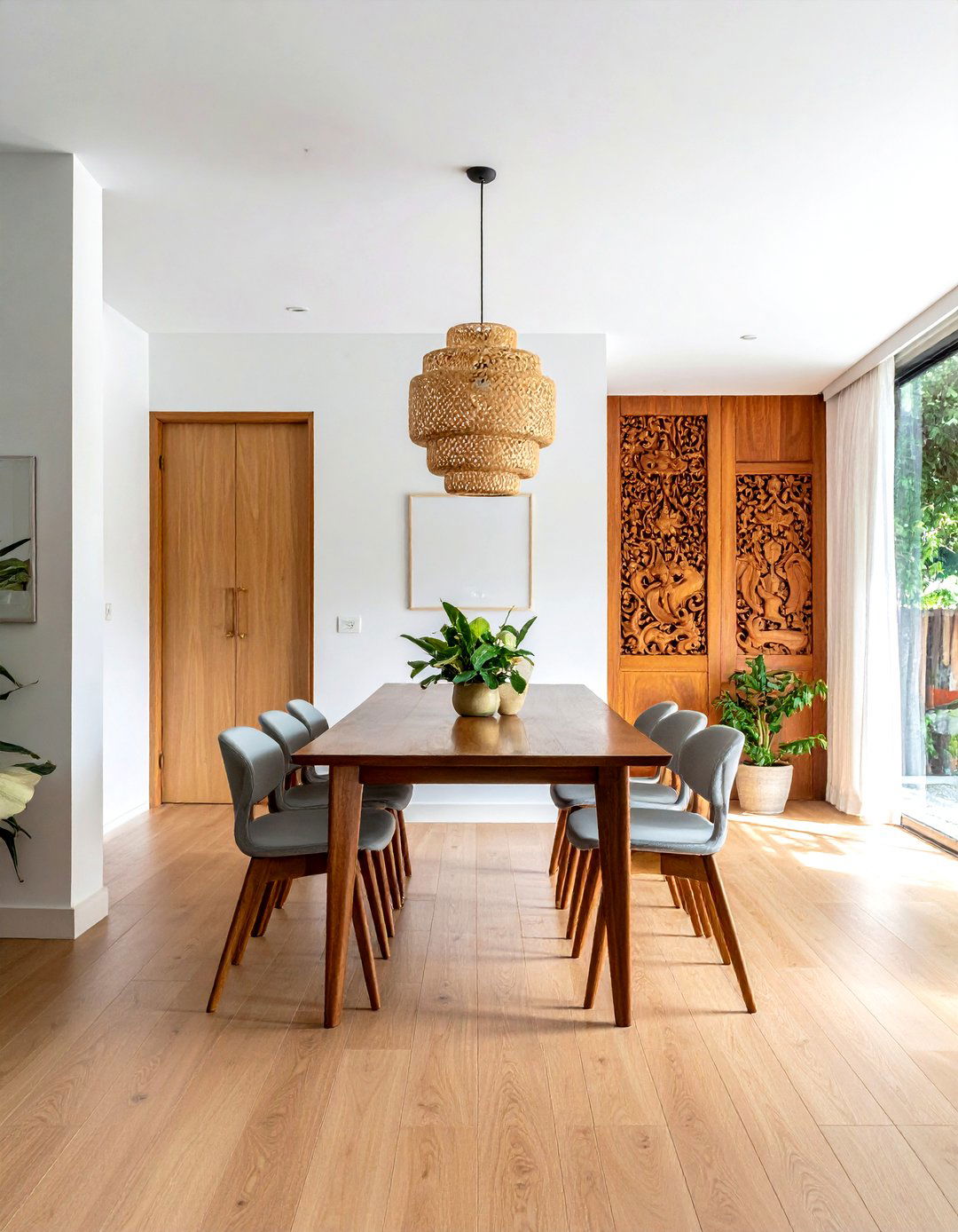 Thai Fusion Interior - 30 Thai dining room ideas