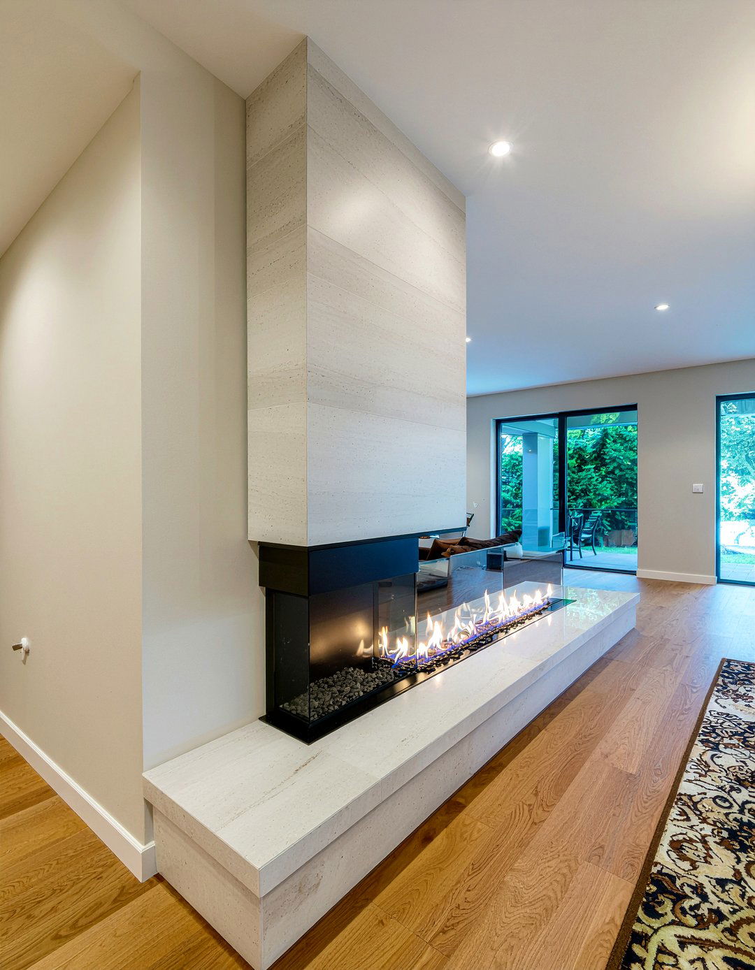 Three Sided Gas Fireplace - 30 living room gas fireplace ideas