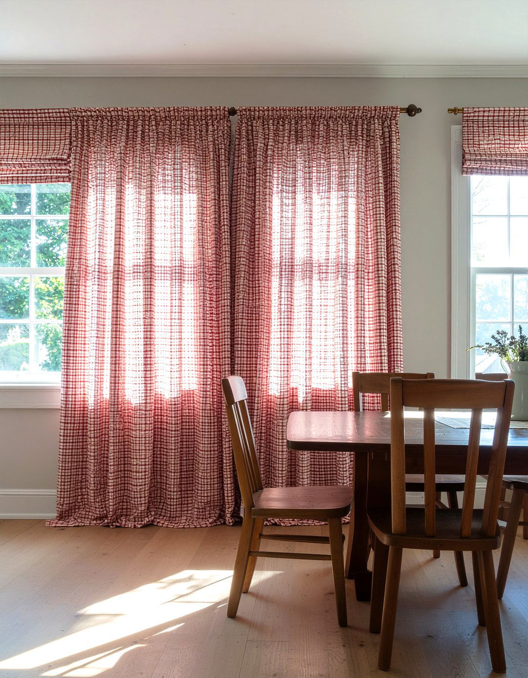 Tier Curtains - 30 kitchen window treatment ideas