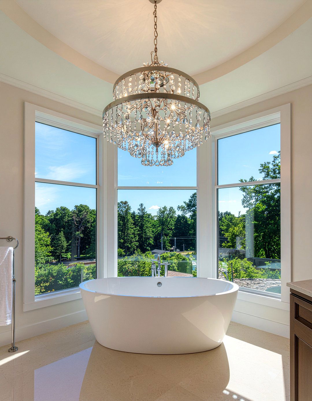 Tiered bathroom chandelier - 30 bathroom chandelier ideas