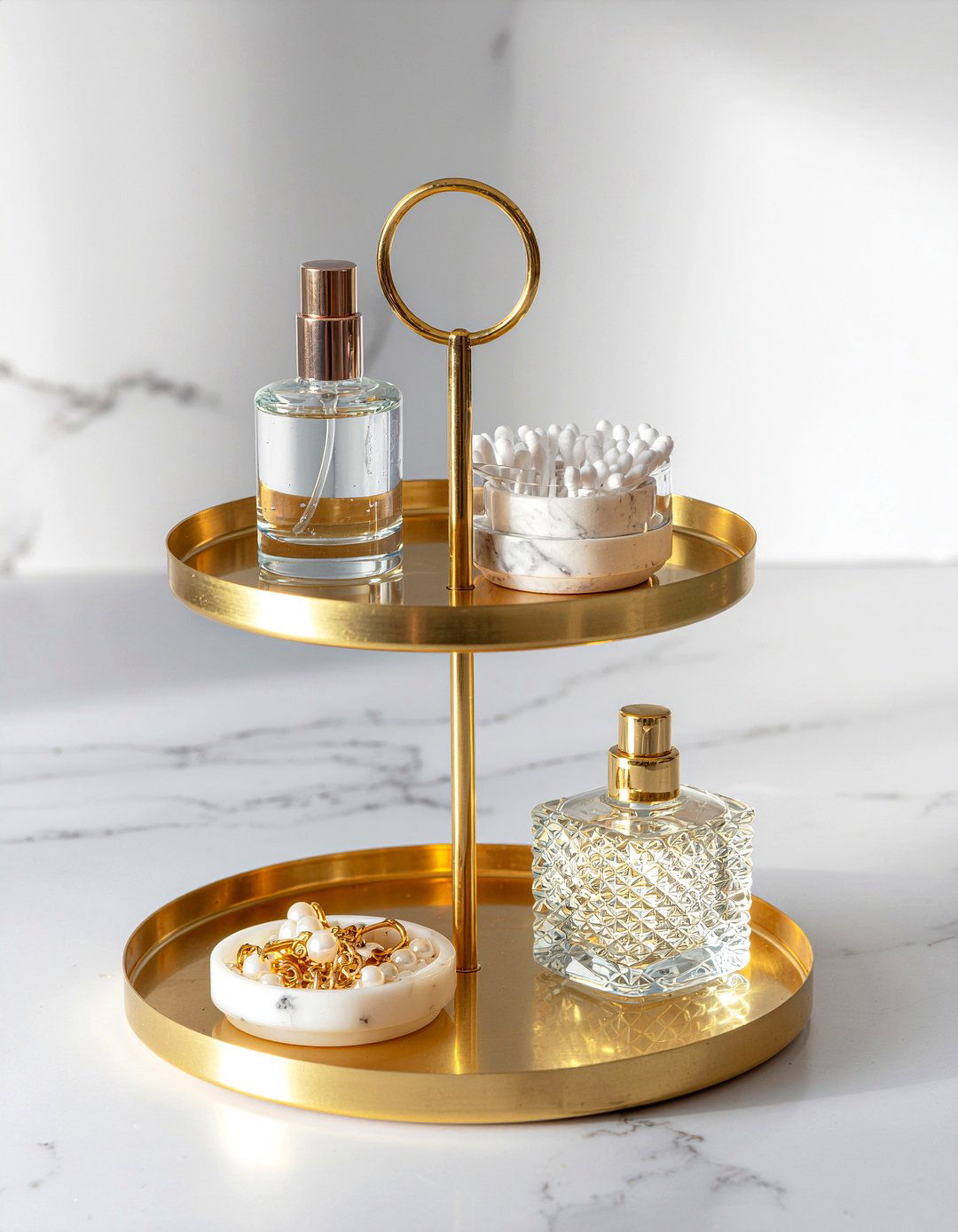 Tiered vanity tray - 30 bathroom creative storage ideas