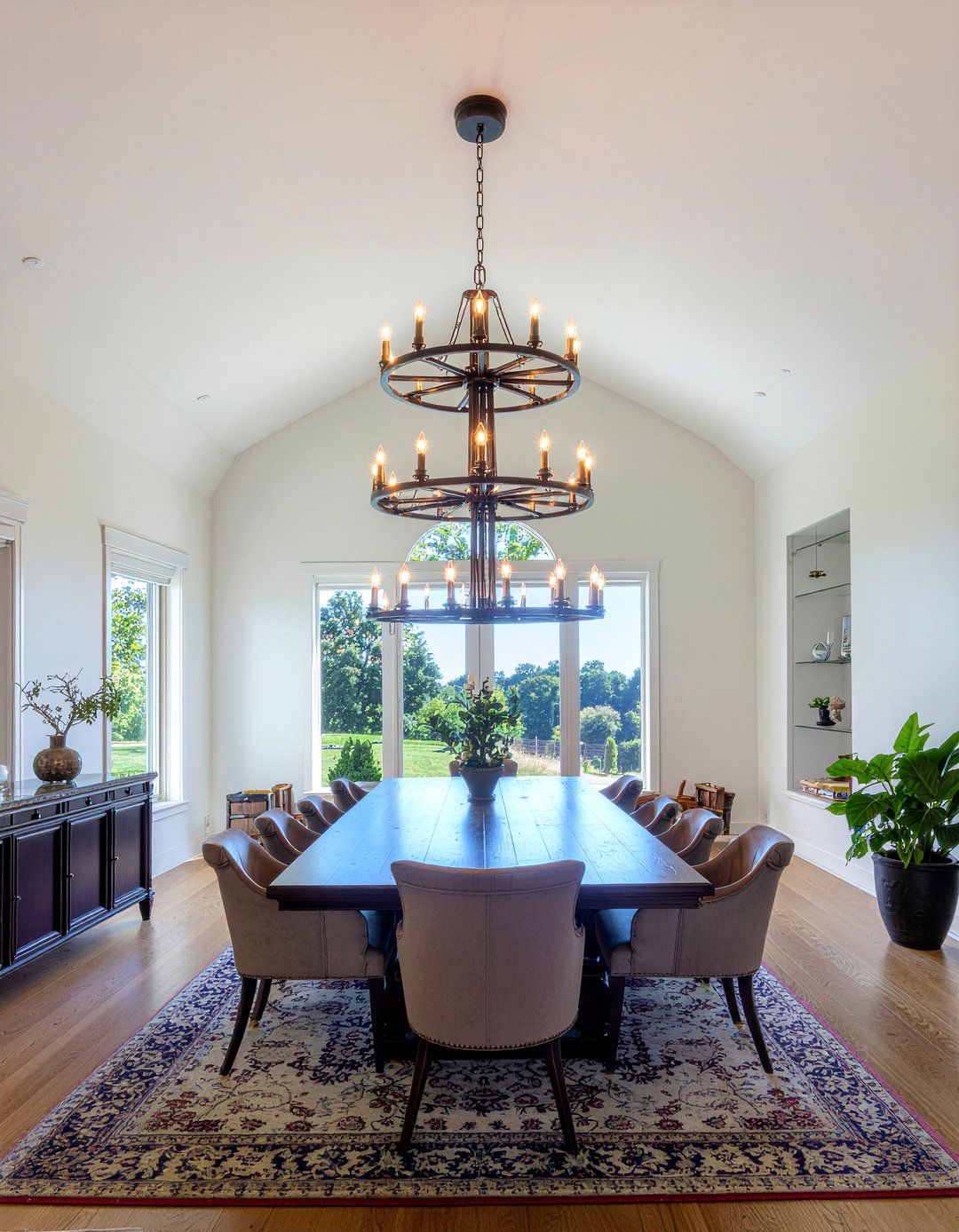 Tiered wagon wheel chandelier dining room - 30 rustic chandelier dining room ideas