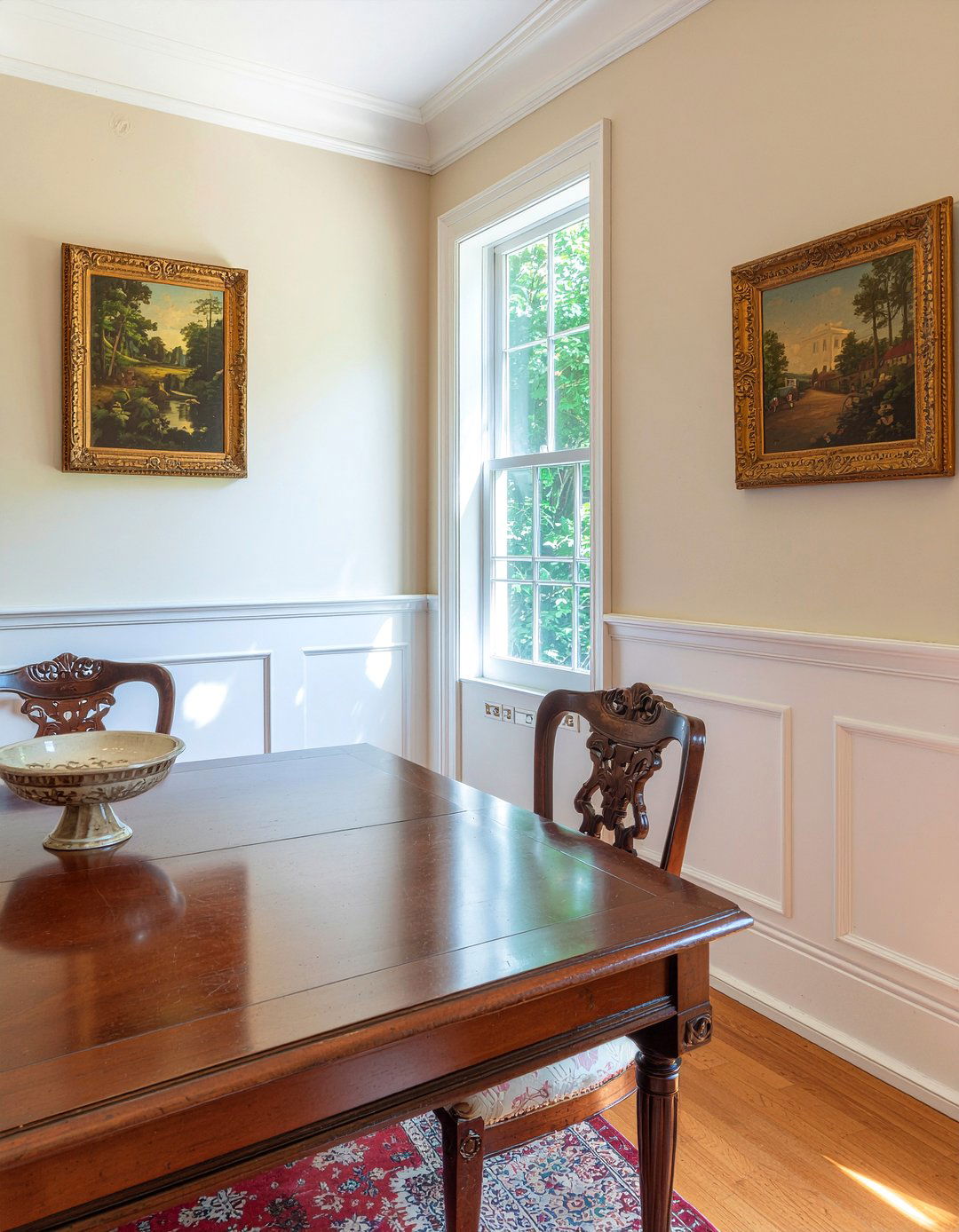 Traditional Wainscoting - 30 dining room wainscoting ideas