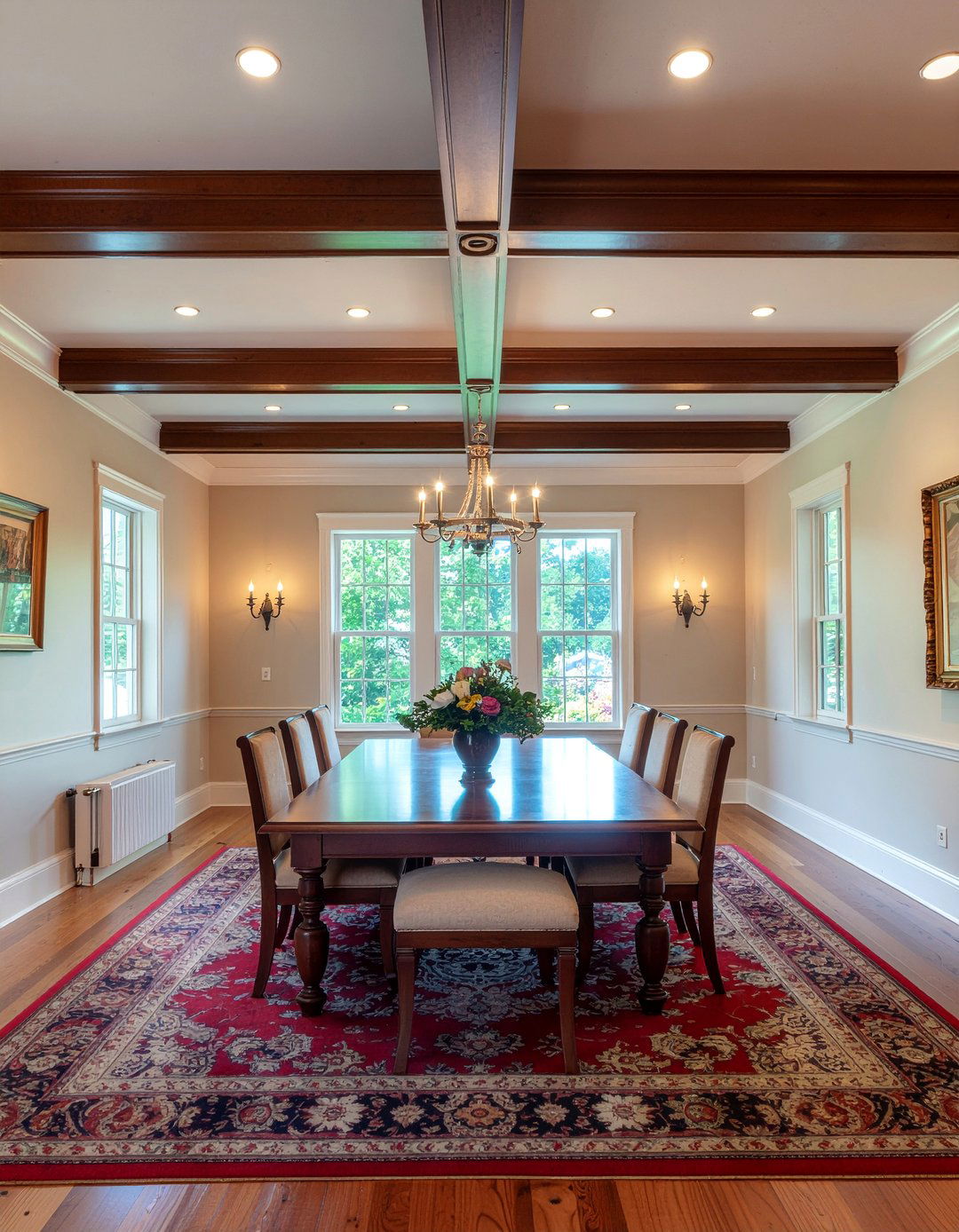 Traditional ceiling beams - 30 dining room beamed ceiling ideas