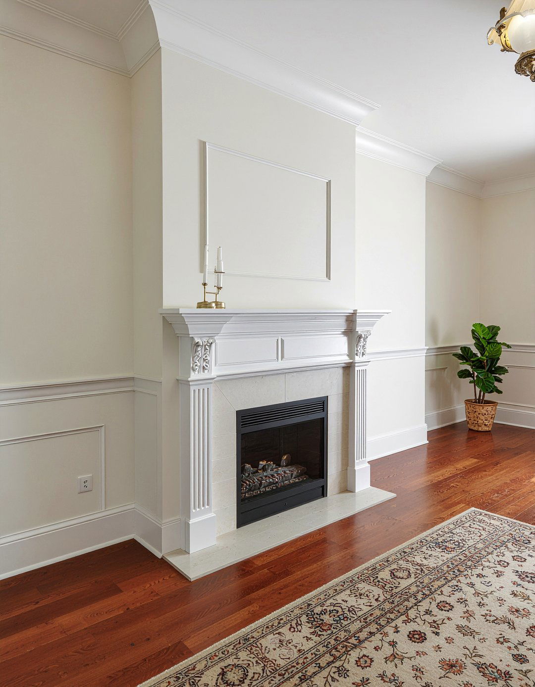 Traditional crown molding wall unit - 30 living room wall unit ideas