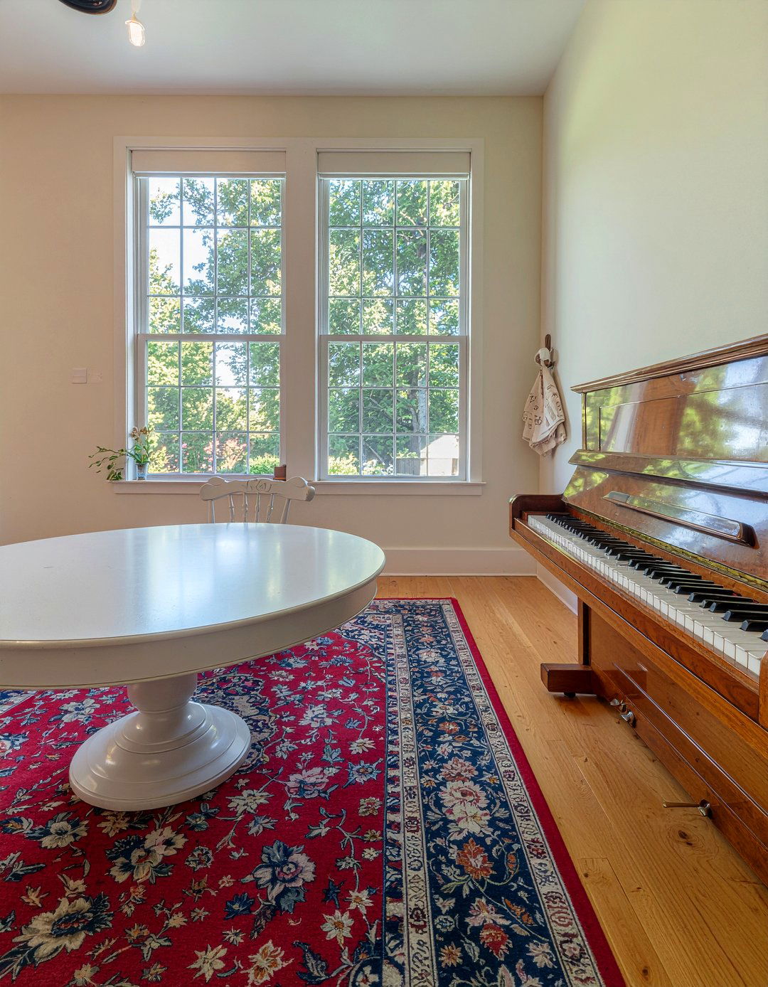 Traditional dining room with upright piano - 30 dining room music room combo ideas