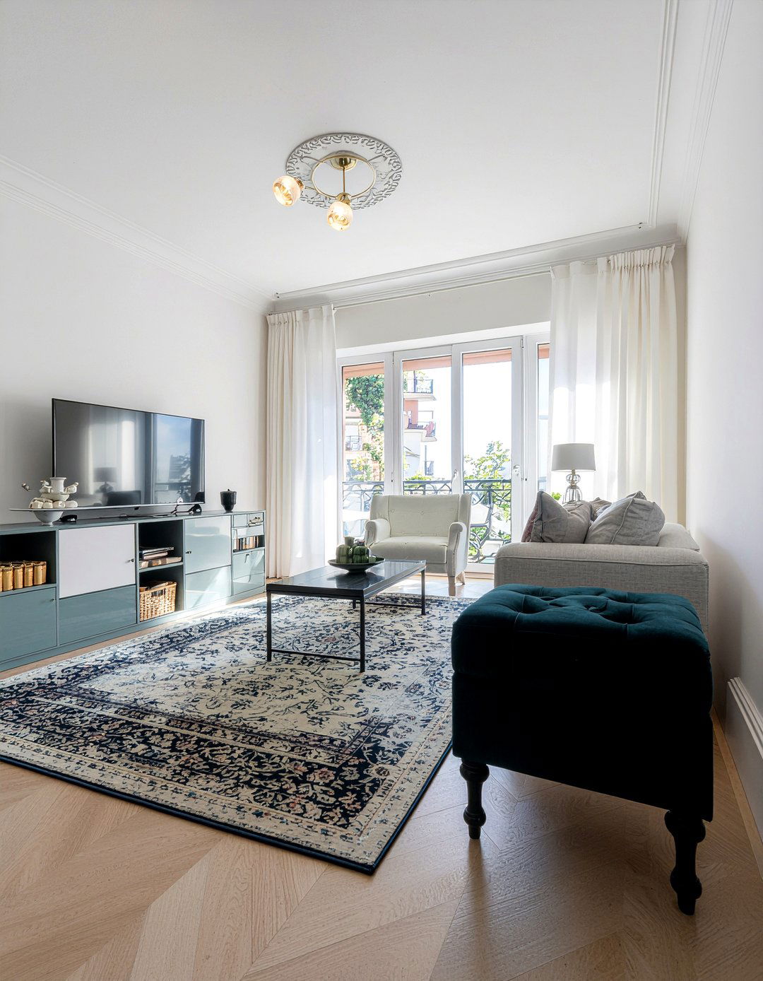 Transitional Interior Design - 30 townhouse living room ideas