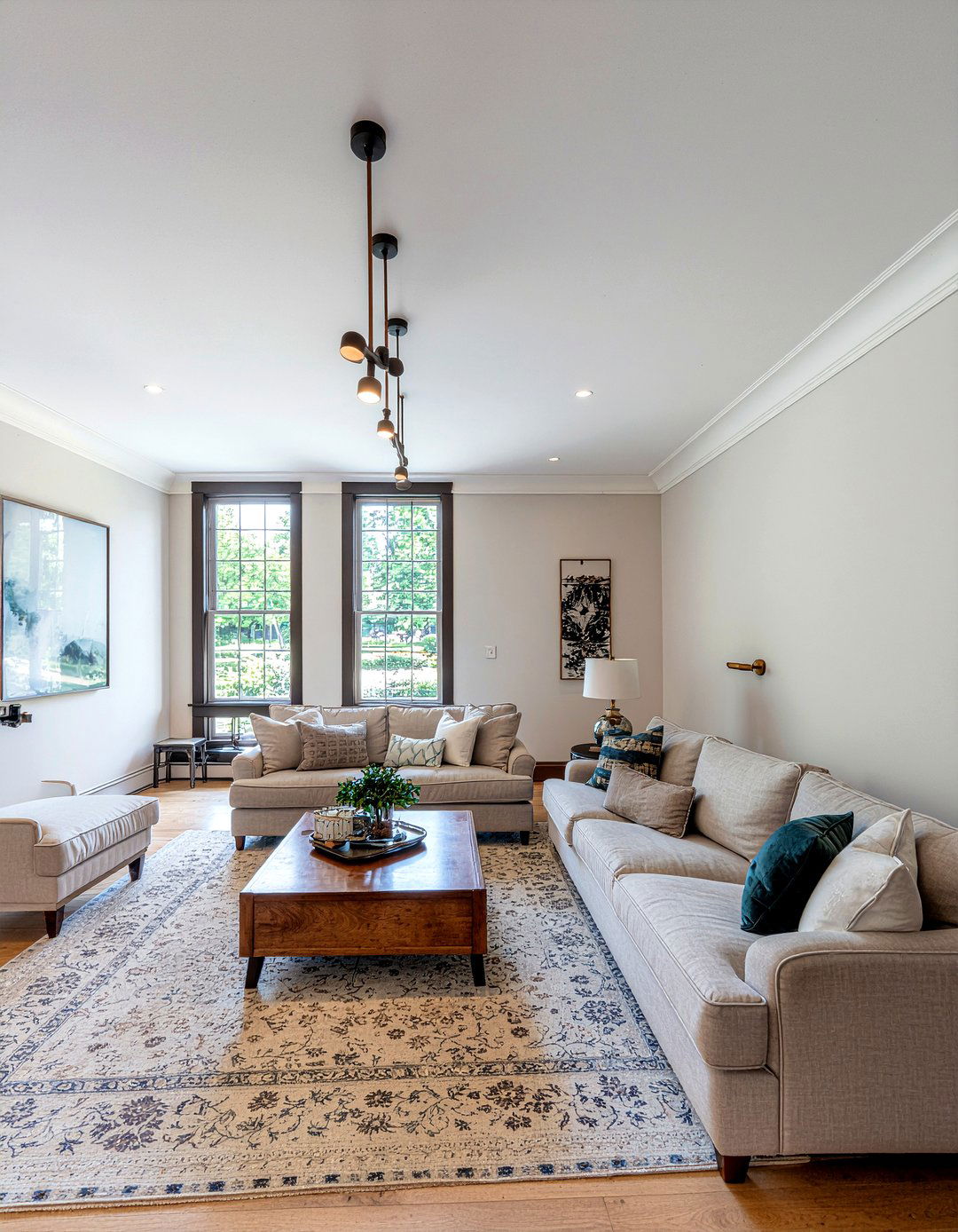 Transitional living room - 30 mansion living room ideas