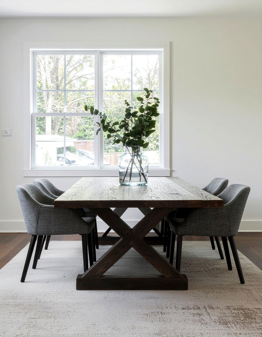 Trestle Dining Table - 30 family heirloom dining room ideas
