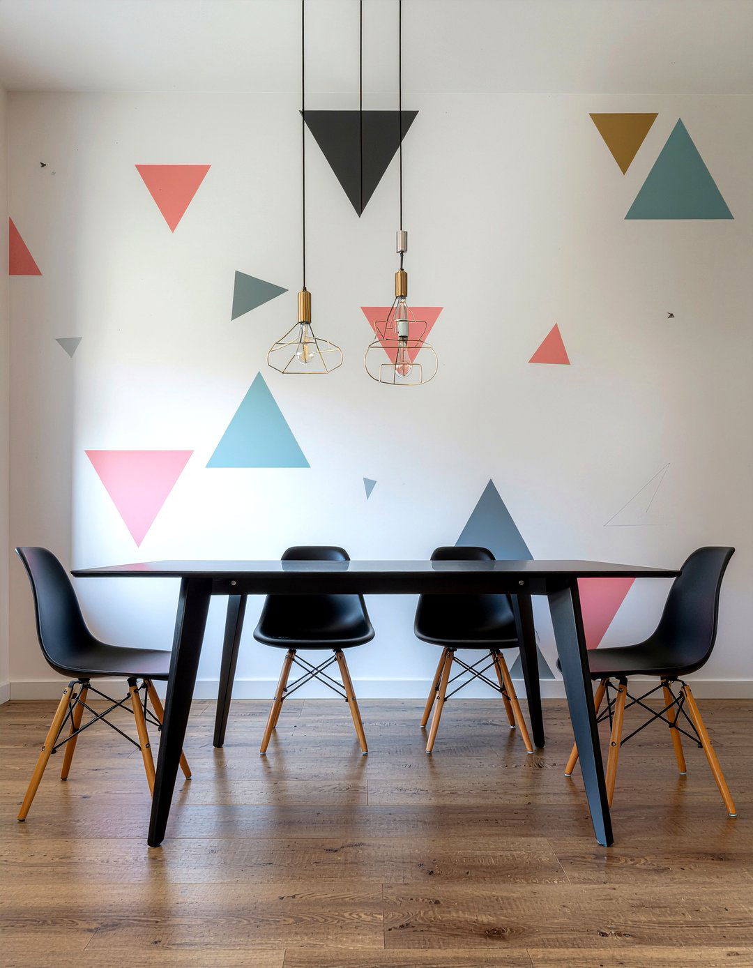 Triangle pattern wallpaper - 30 geometric wallpaper dining room ideas