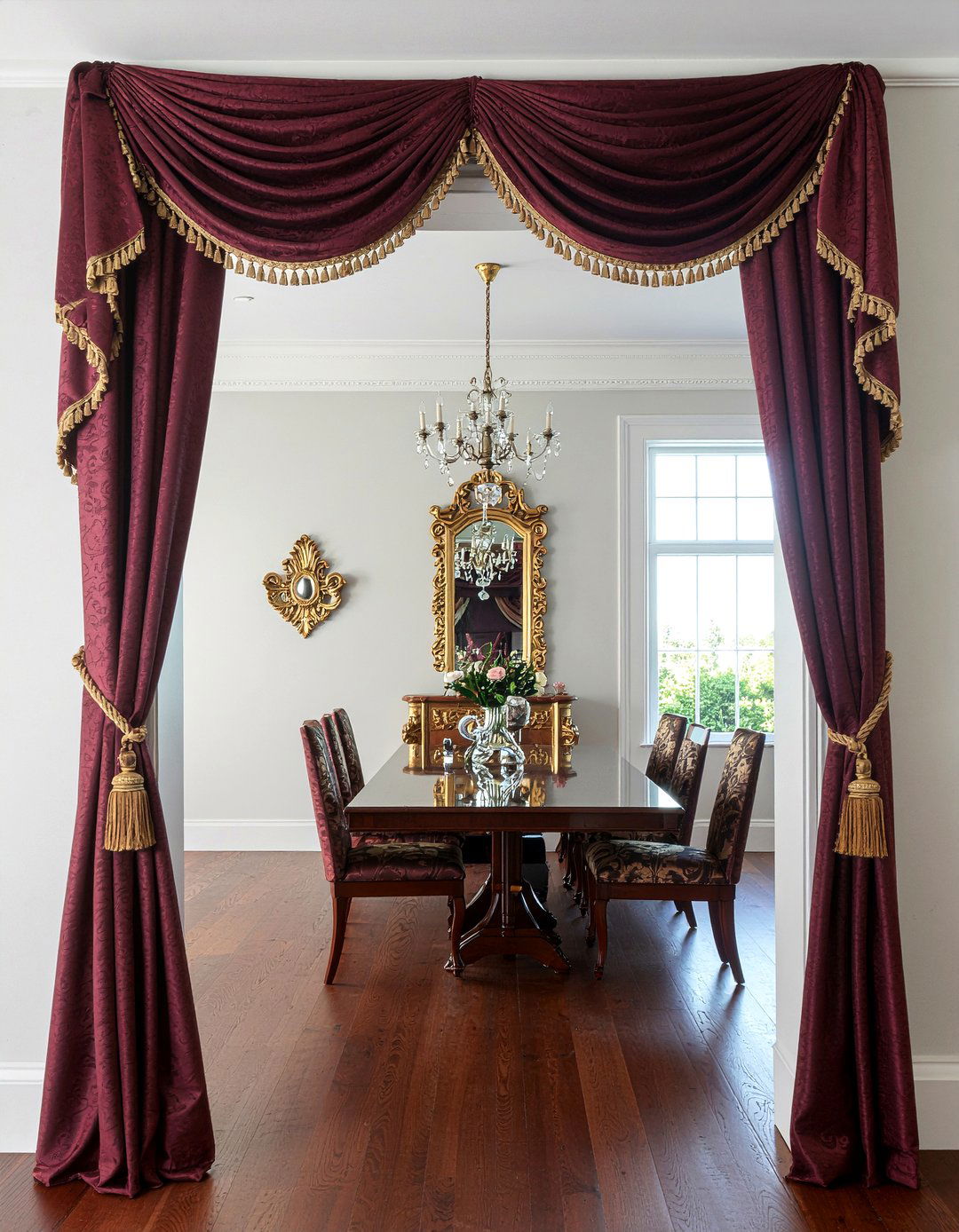 Tucked Kingston Valance - 30 dining room valance ideas