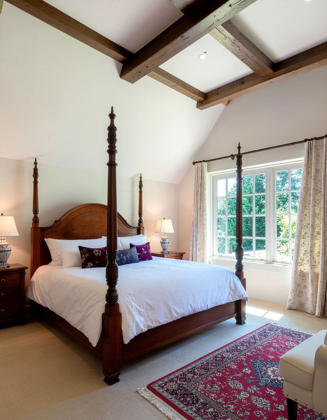 Tudor style bedroom - 30 celebrity bedroom ideas