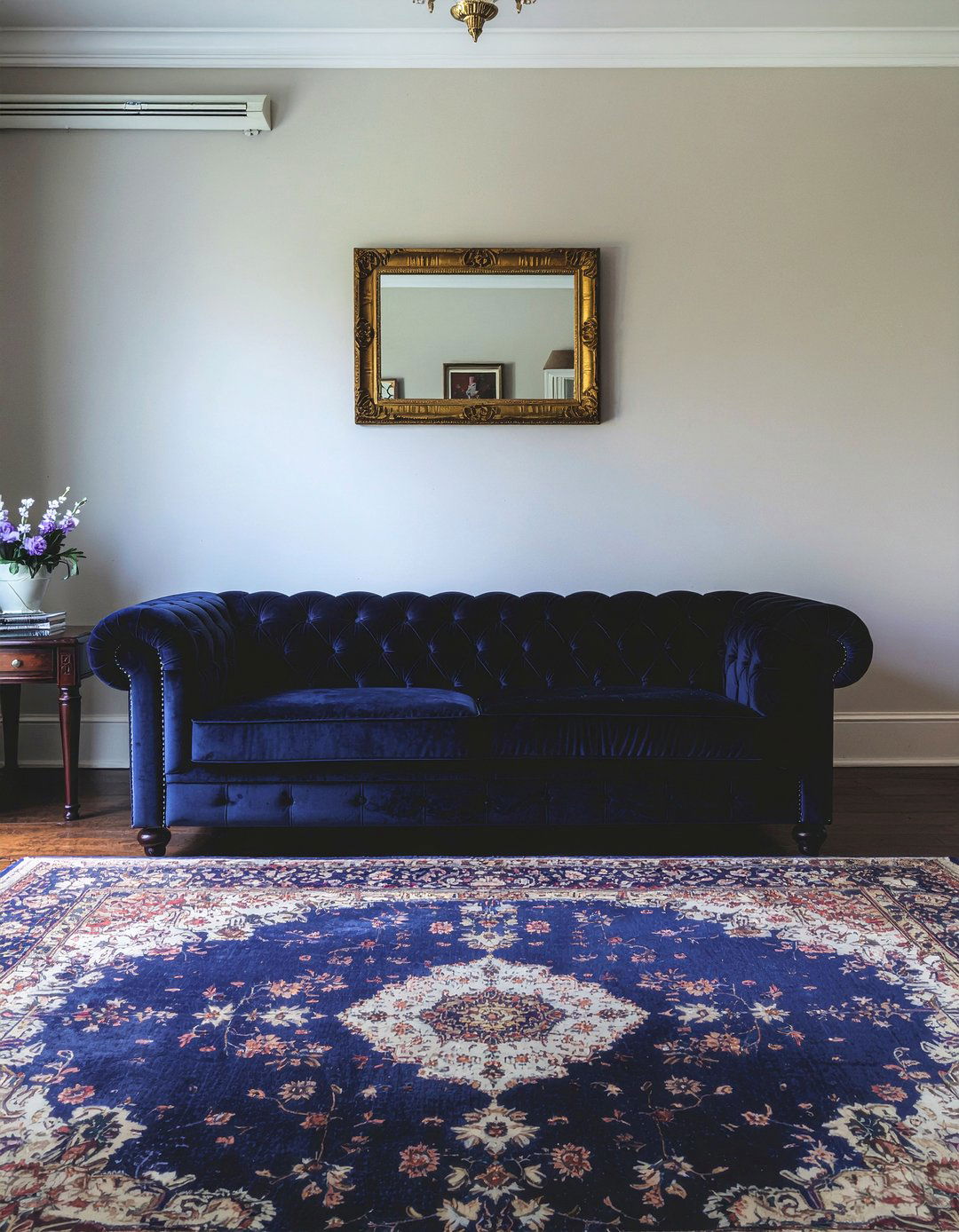 Tufted Back Sectional - 30 living room sectional ideas