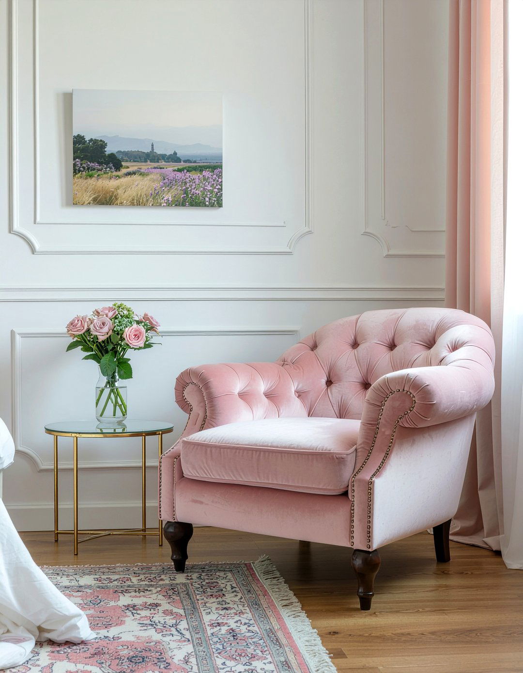 Tufted Slipper Chair - 30 Hollywood regency bedroom ideas