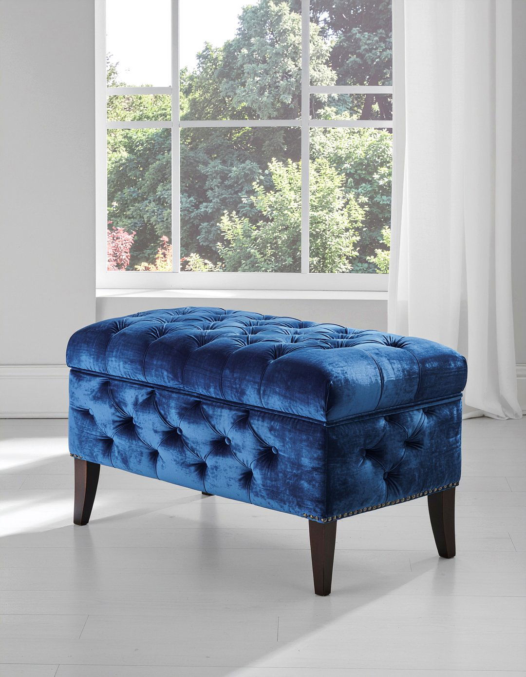 Tufted Storage Bench - 30 bedroom storage trunks