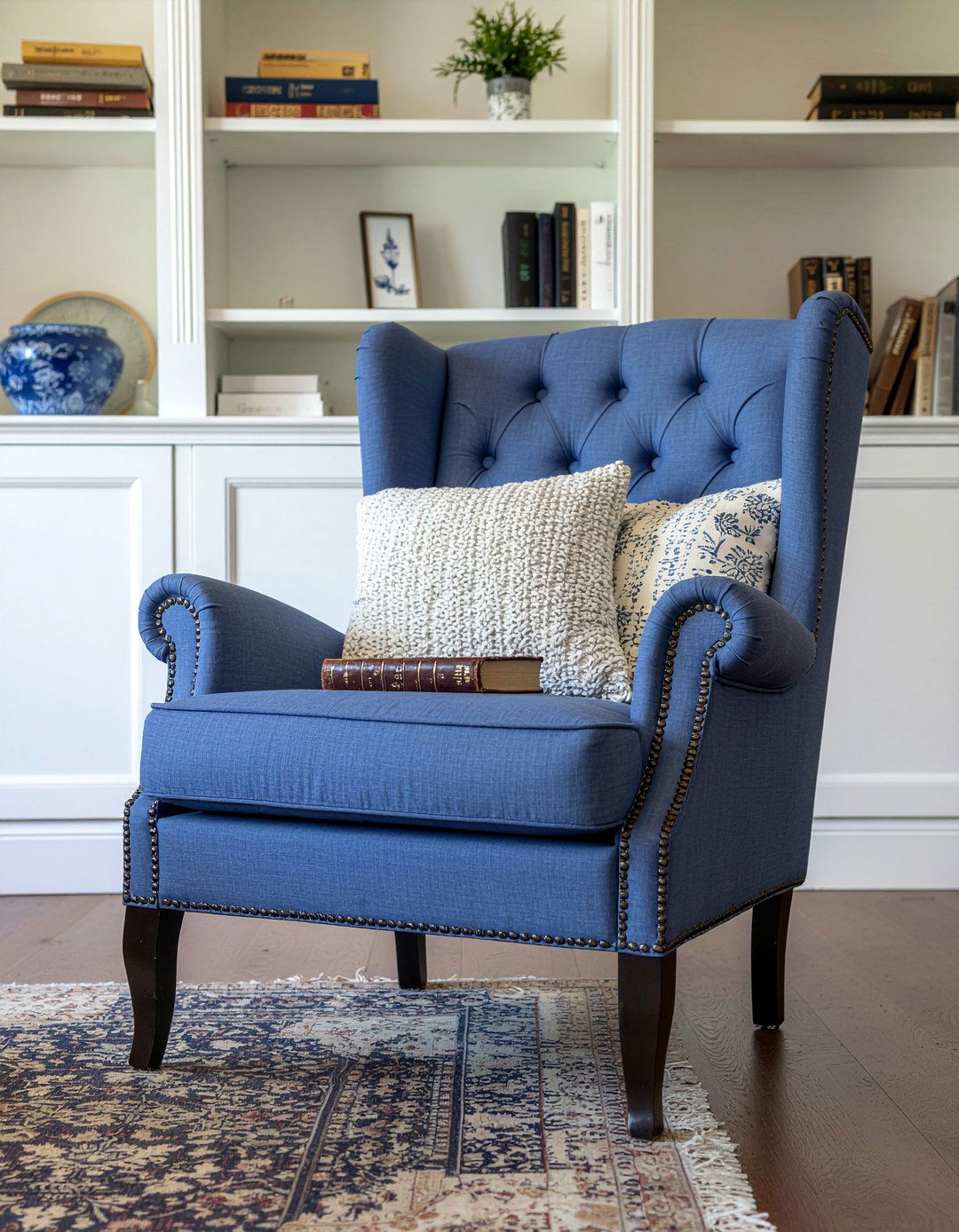 Tufted wingback chair - 30 living room lounge chair ideas