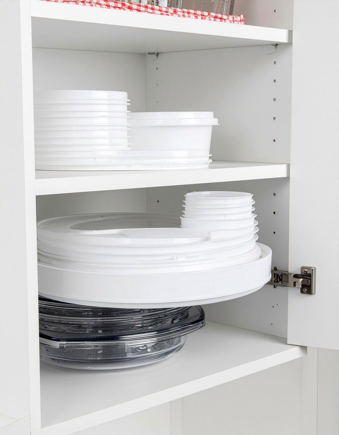Tupperware Lid Organizer - 30 kitchen cabinet organization ideas