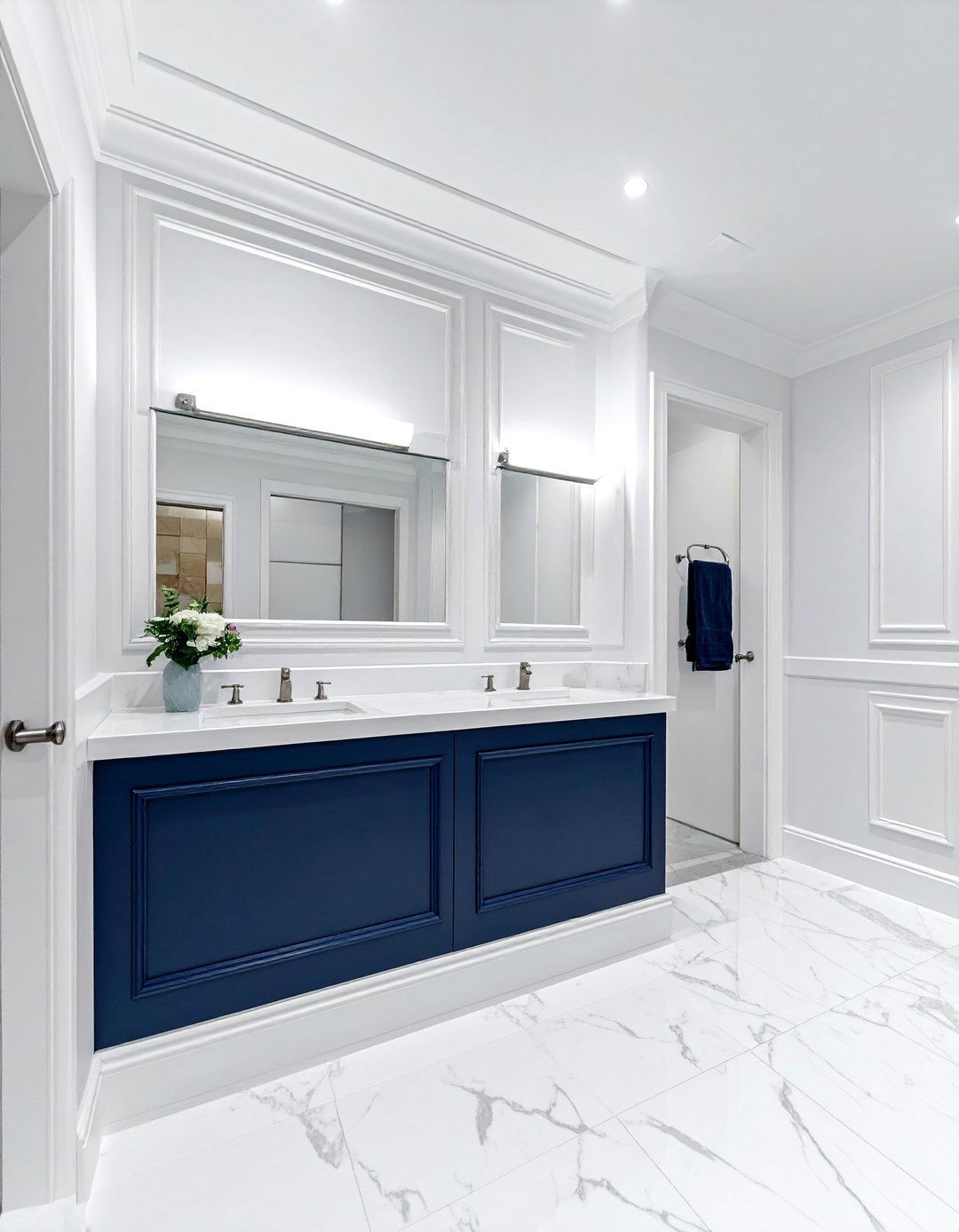 30 Elegant Bathroom Wainscoting Ideas for a Classic Look