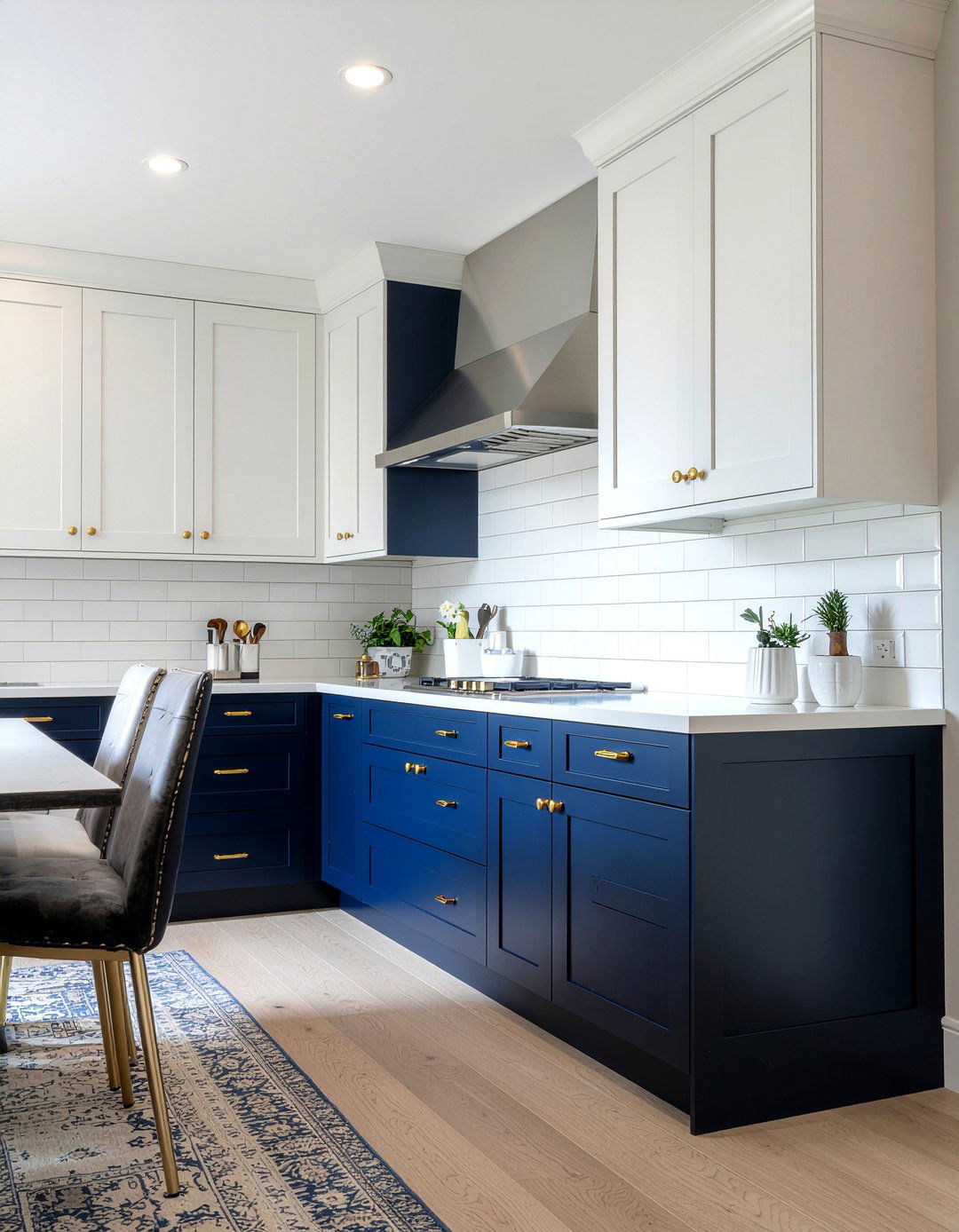 Two tone raised panel cabinets - 30 raised panel kitchen cabinet ideas