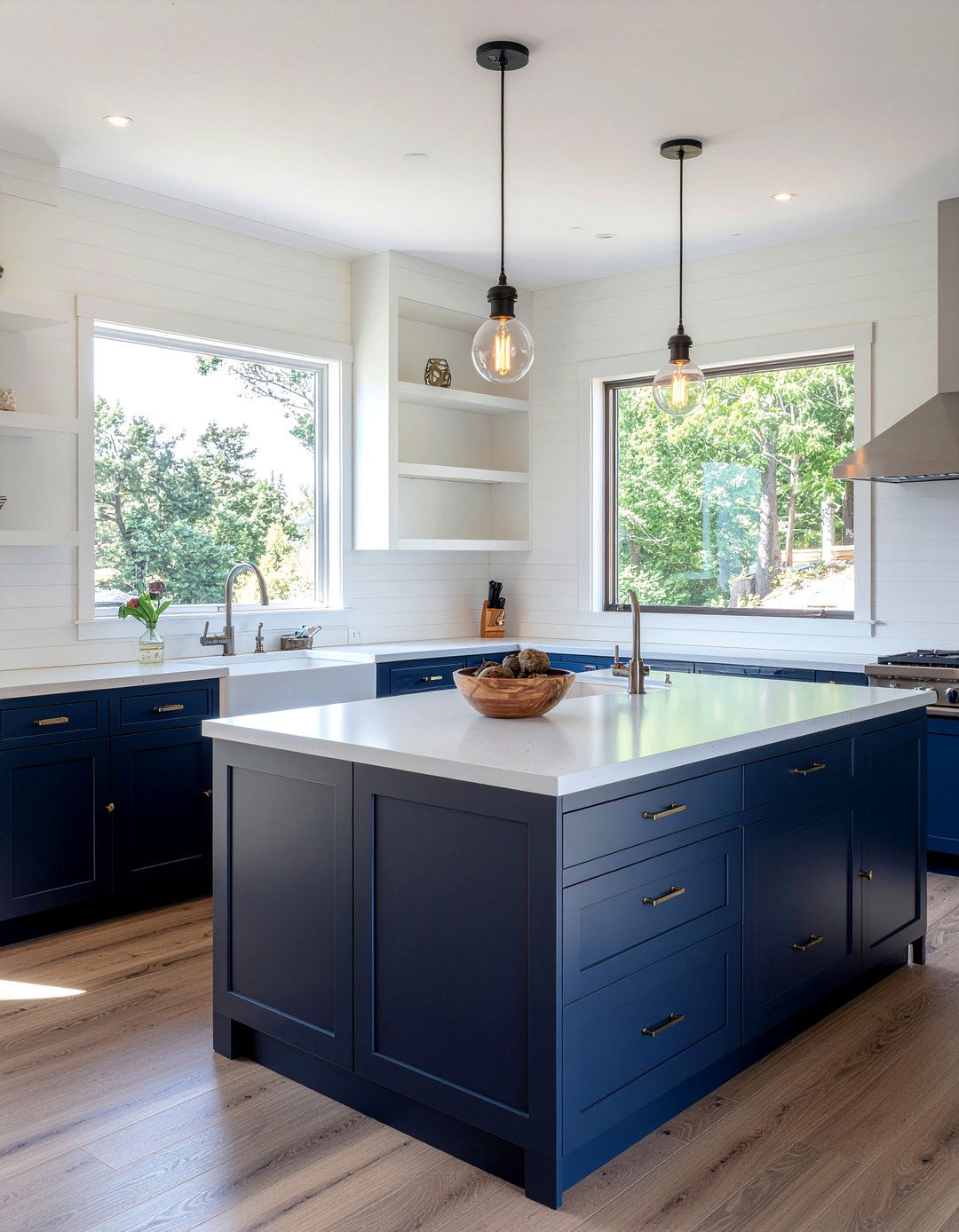 U Shaped Kitchen - 30 kitchen layout ideas