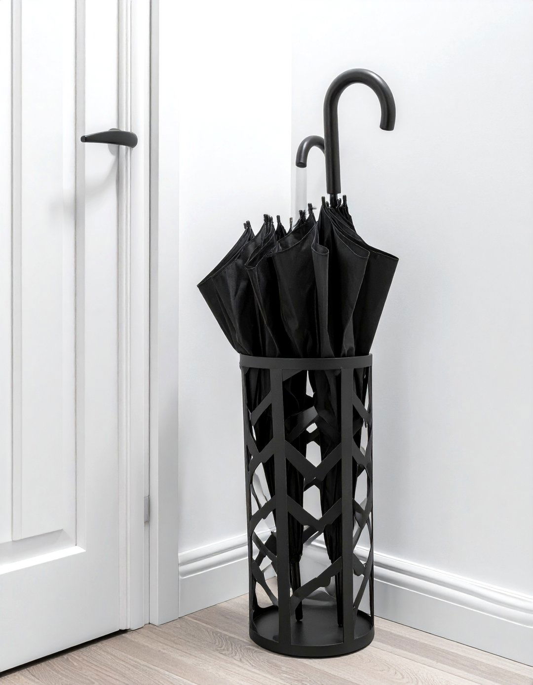 Umbrella Stand Holder - 30 small entryway ideas