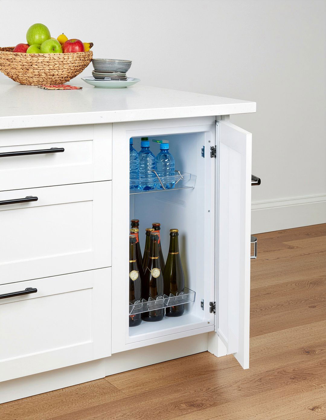 Under Counter Beverage Refrigerator - 30 dining room wet bar ideas